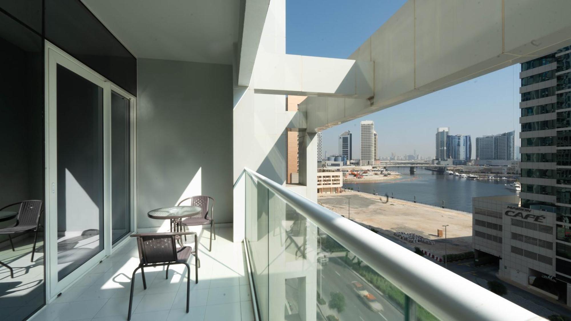 Appartement Keyrock Living - Luxury 1br With View At Reva Dubaï