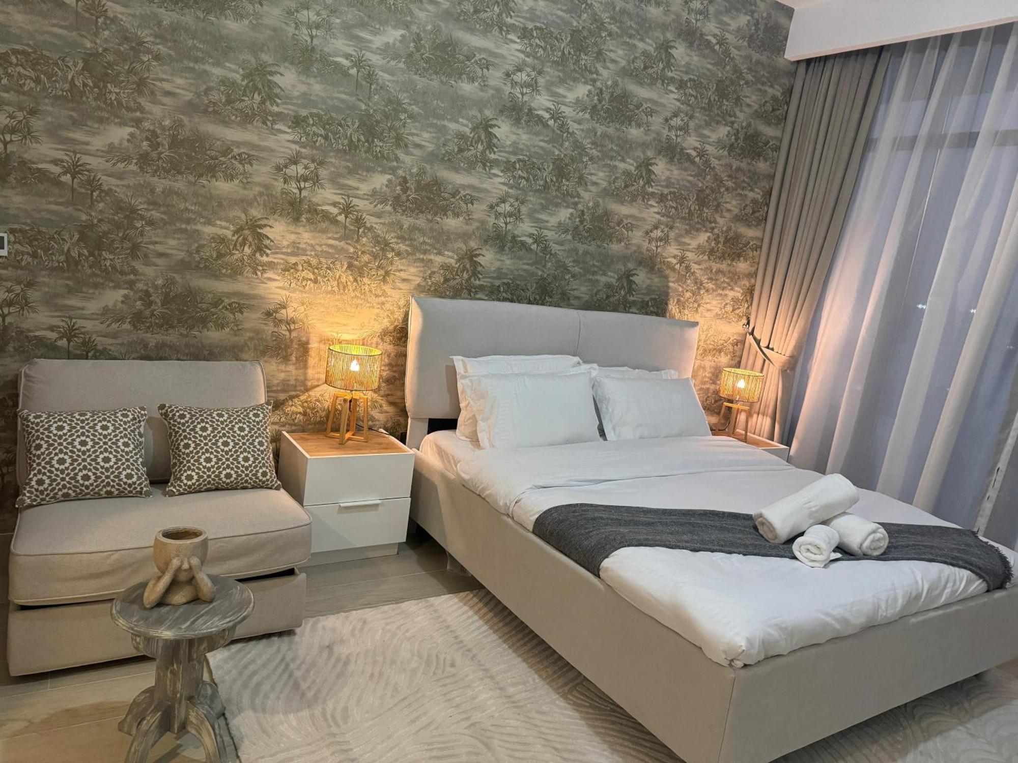 Appartement Dvr In Azizi Riviera