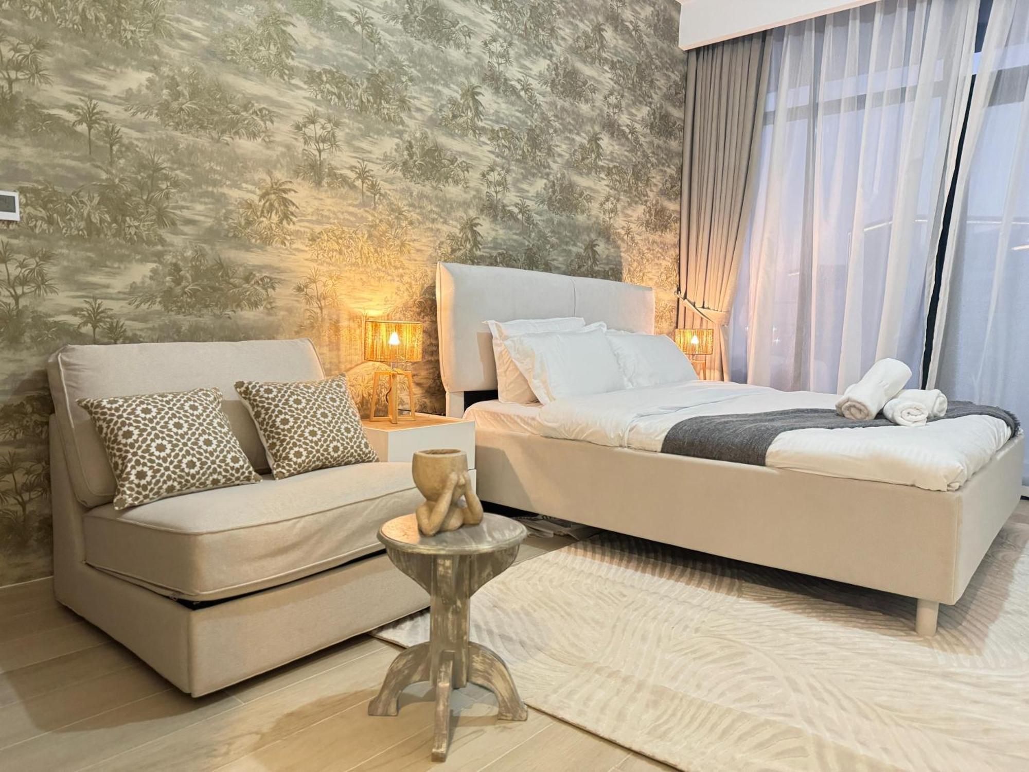 Dvr In Azizi Riviera * Dubaï