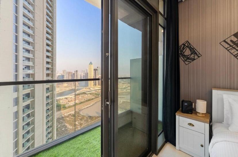 Luxury 2br Above The Clouds On38 Apartemen