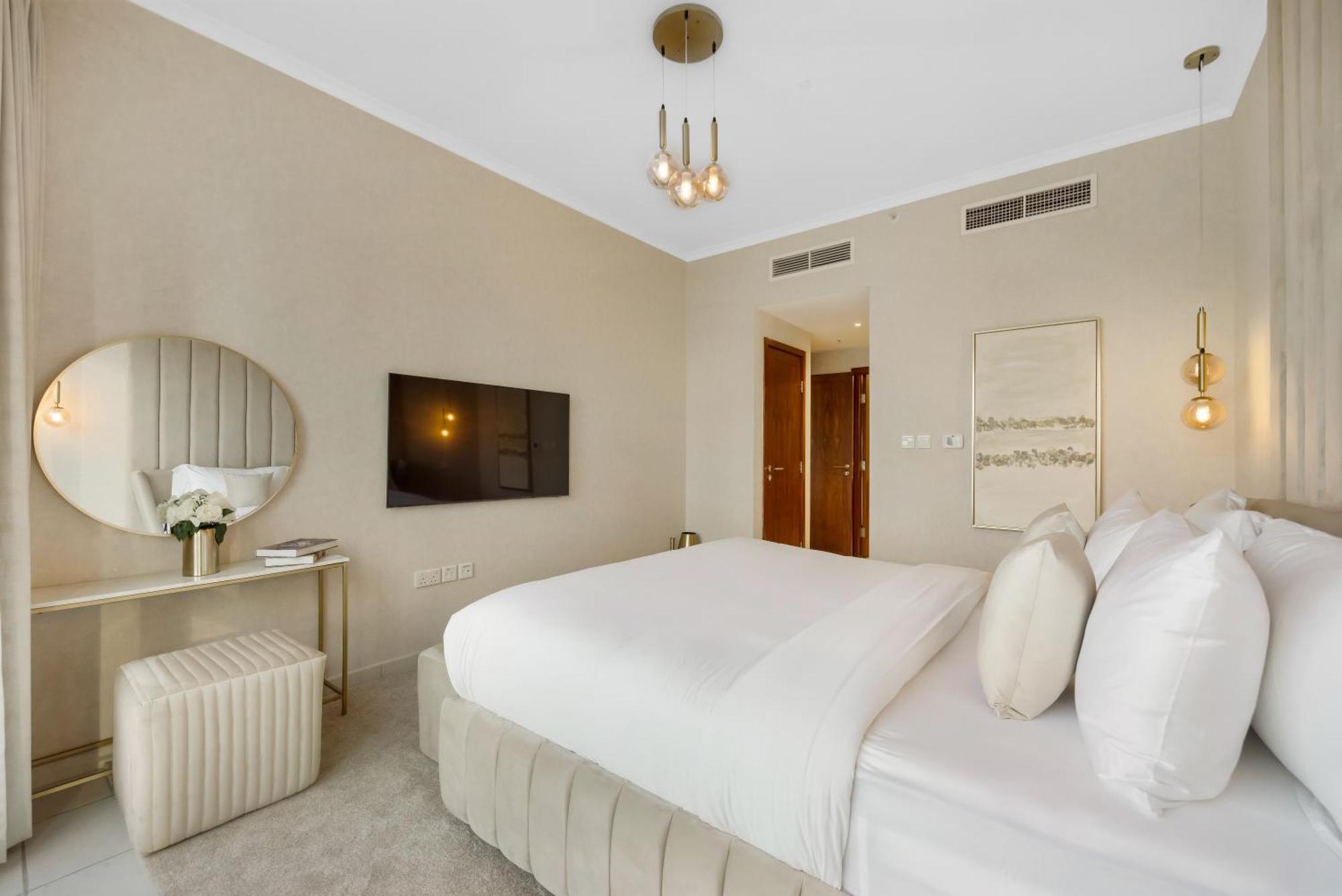 Durrani Homes - Lumina Grand 3br With Burj Khalifa And Fountain Views Appartement