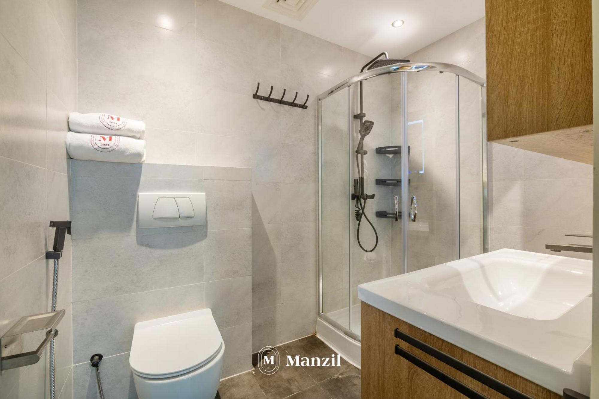 Luxury 1br In Marina High-rise Living With Views Apartamento