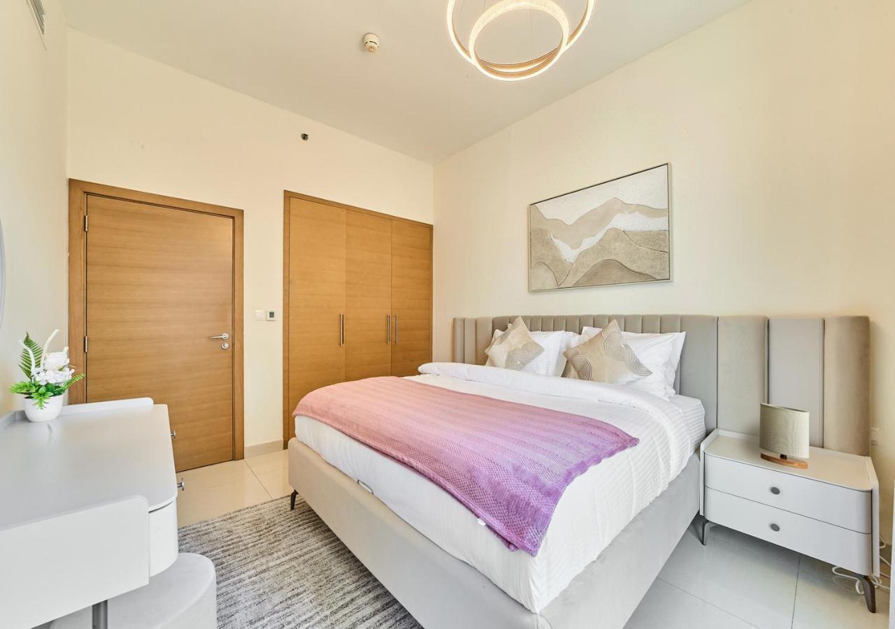 Hébergement de vacances Golden Homes Luxe Living Claren Tower 1br Study Near Mall Downtown *