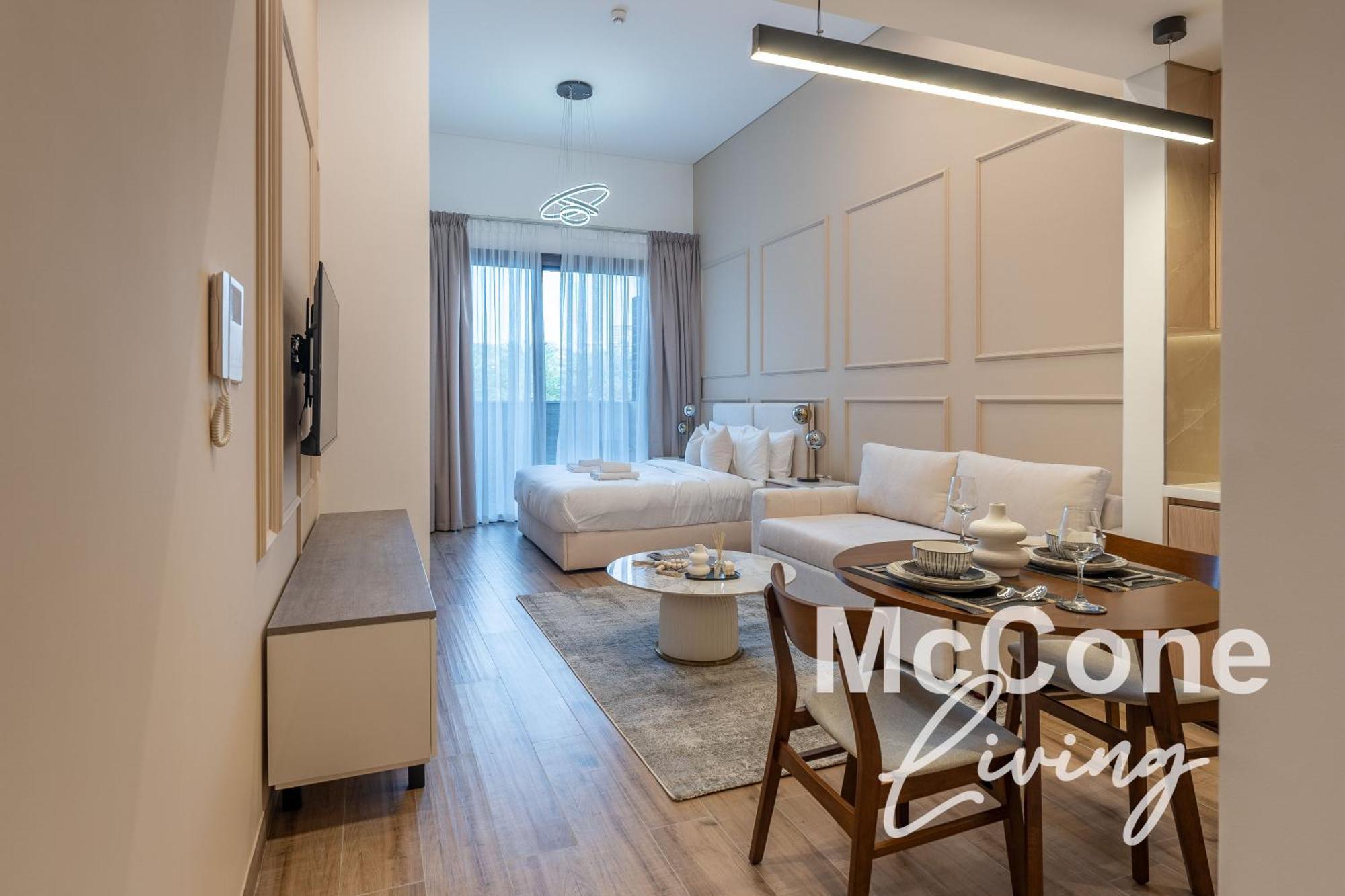 Urban With Pool & Tennis Court *