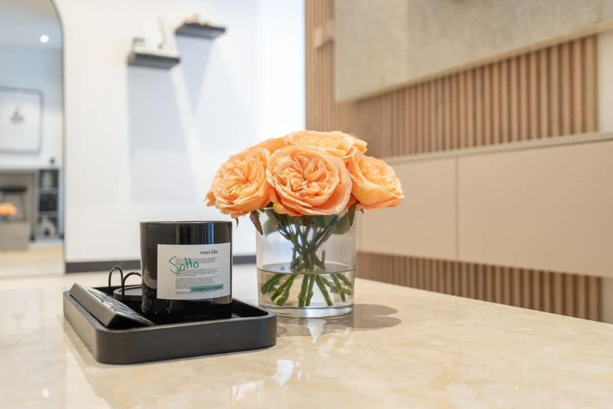 Downtown Stay With Burj Khalifa Views, Swimming Pool,Steam,Sauna,Gym In The Heart Of Business Bay Appartement