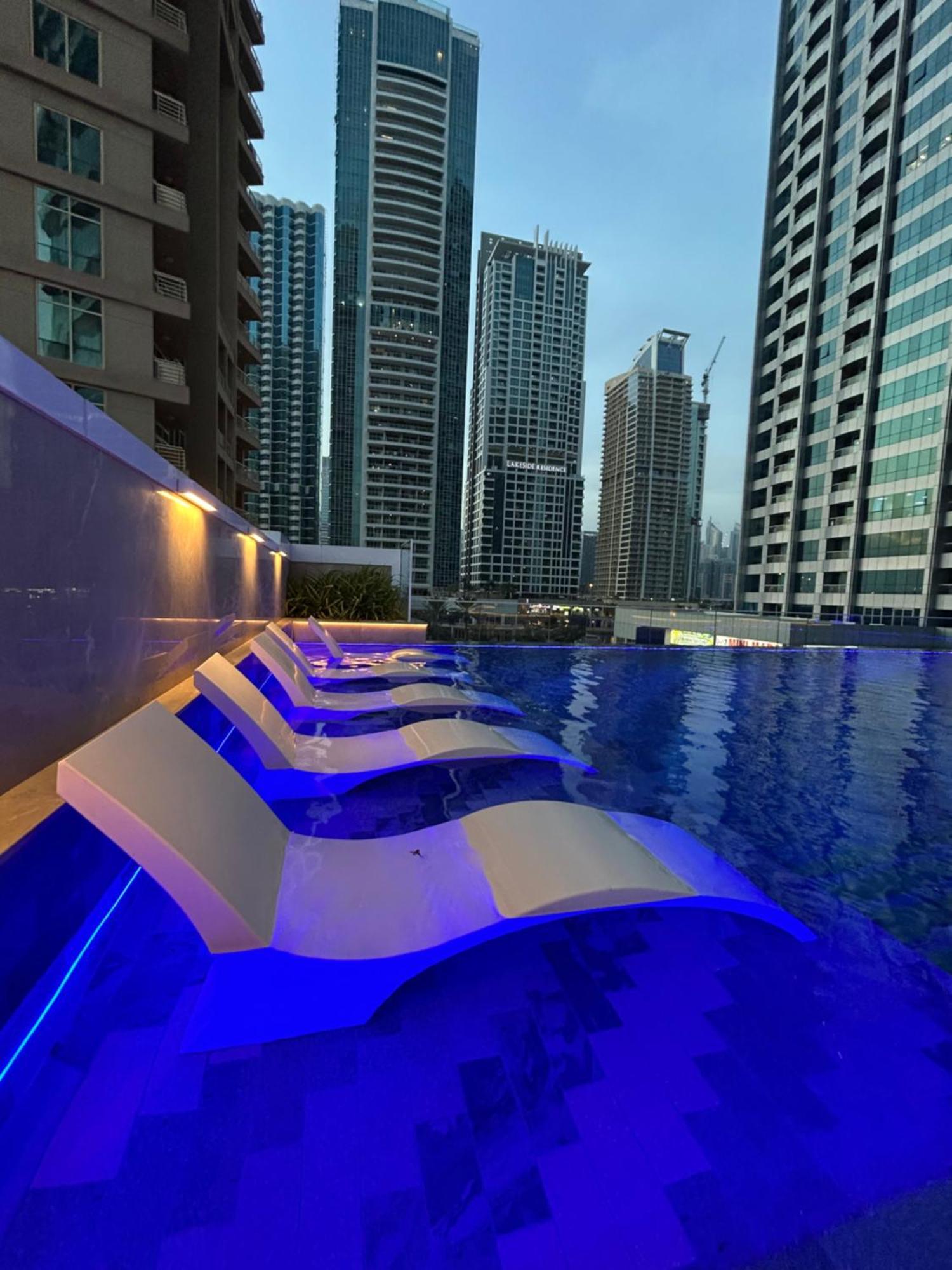Medore Entire Brand New Flat In Dubai