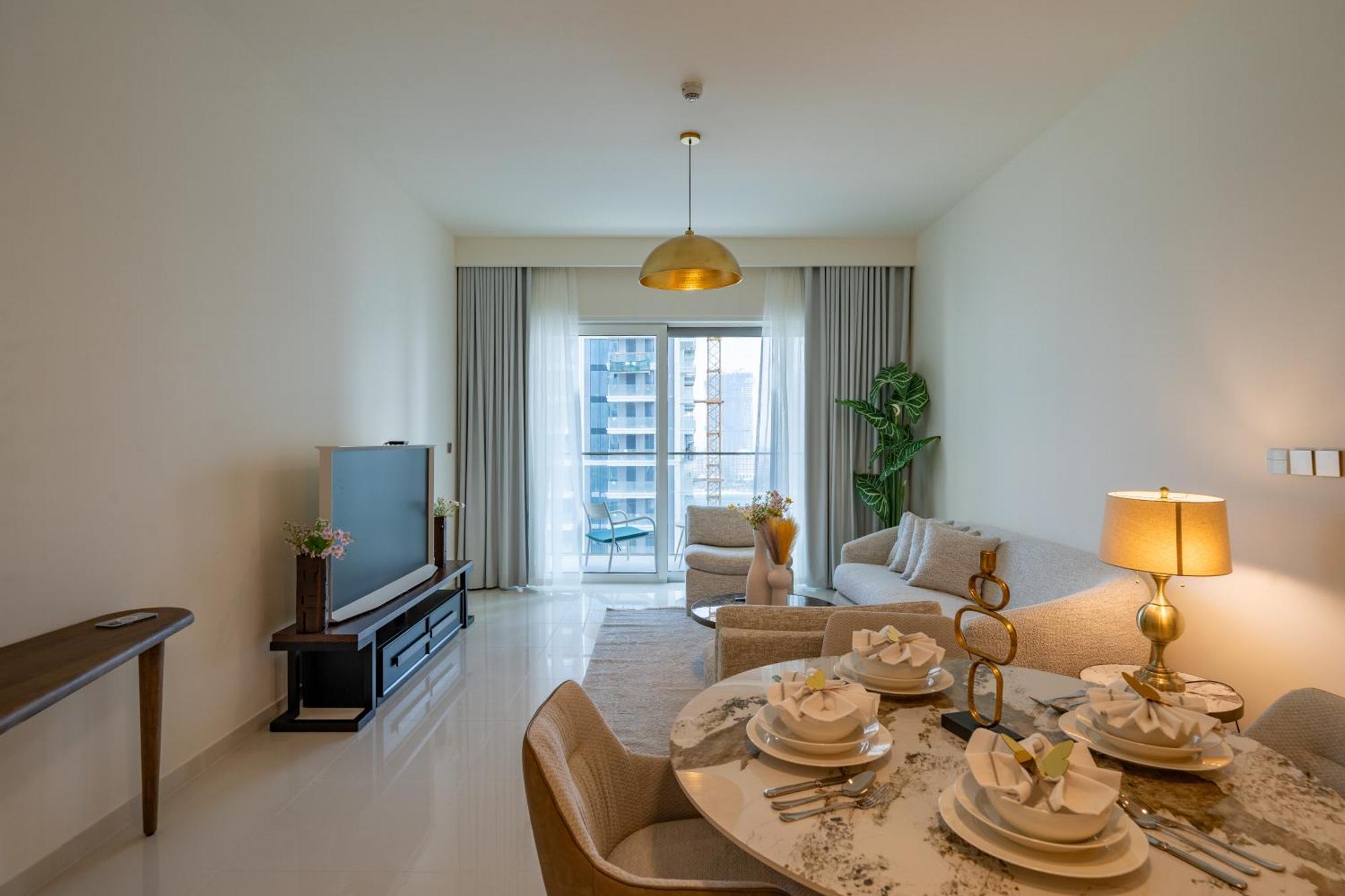 Appartement Homes Beyond I Newly Furnished 1br With Access Dubaï