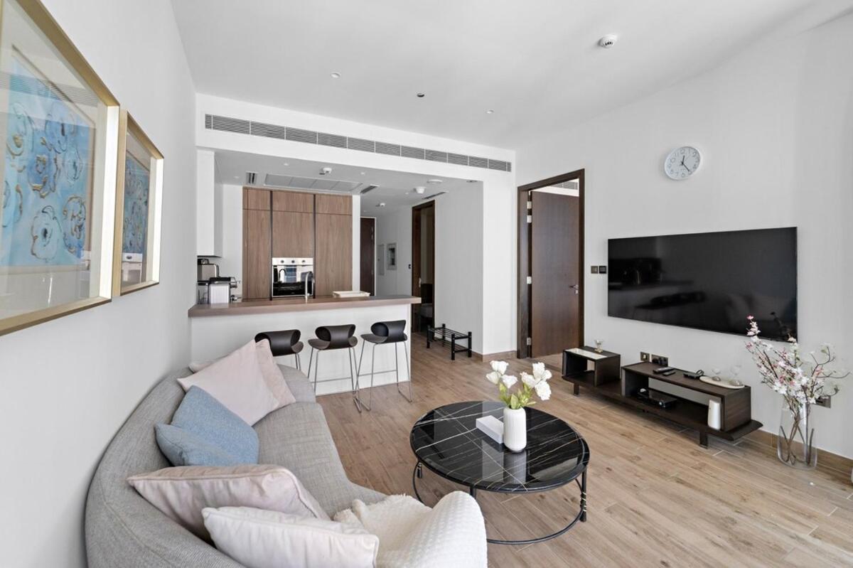 Apartamento Stonetree - Luxurious 1br At Jumeirah Living Marina Gate Dubái