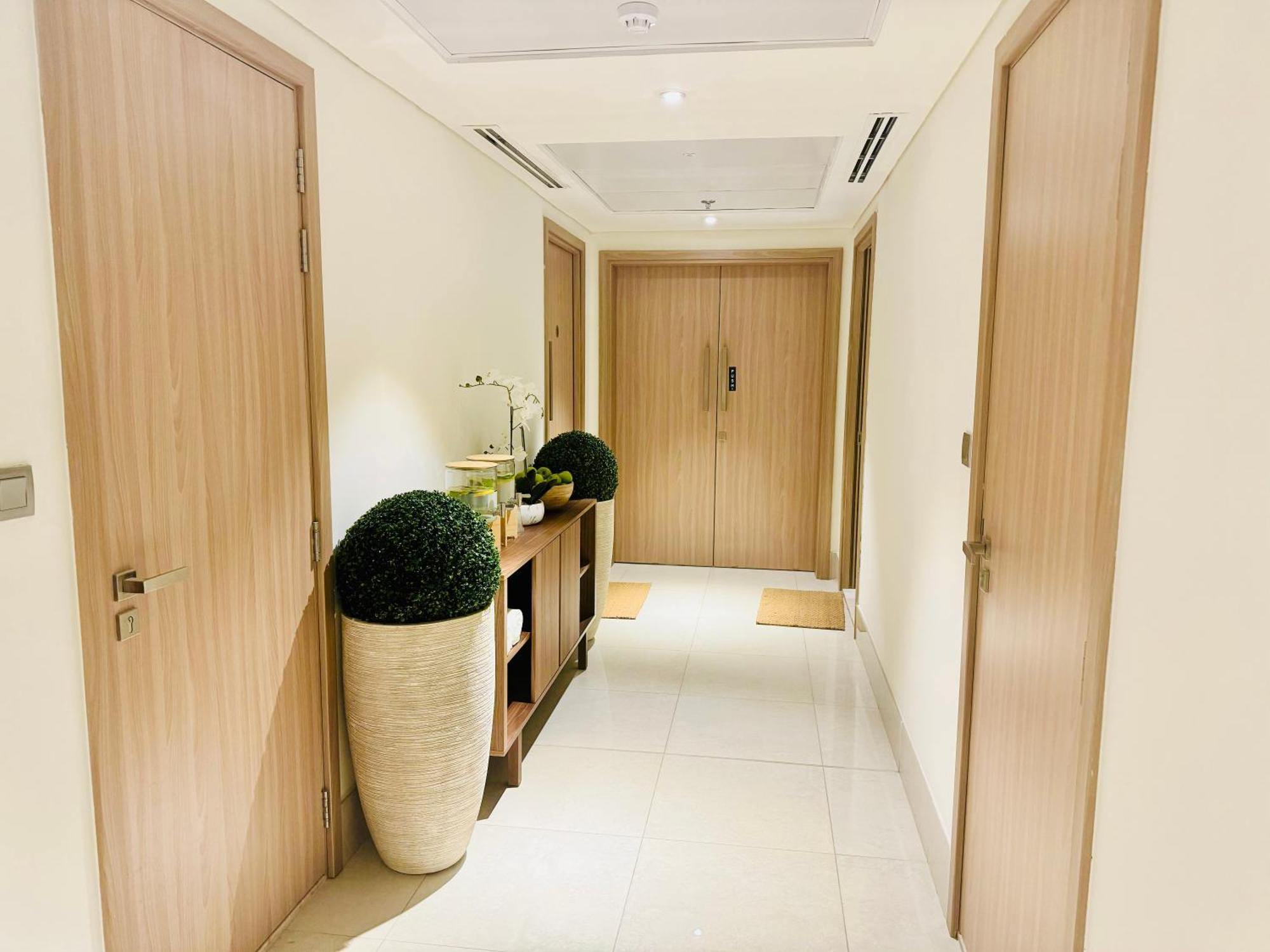 Appartement Farhad Azizi Al Jaddaf Sleek