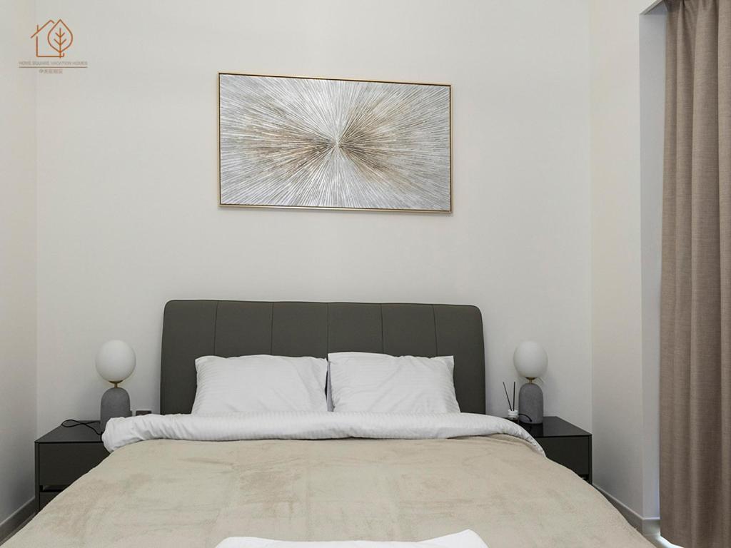 Sky-high 2-bedroom With Views 206gr-2 Appartement
