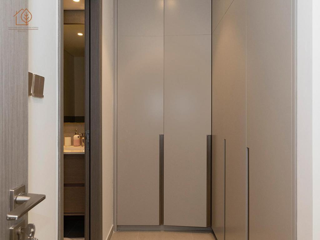 Sky-high 2-bedroom With Views 206gr-2 *
