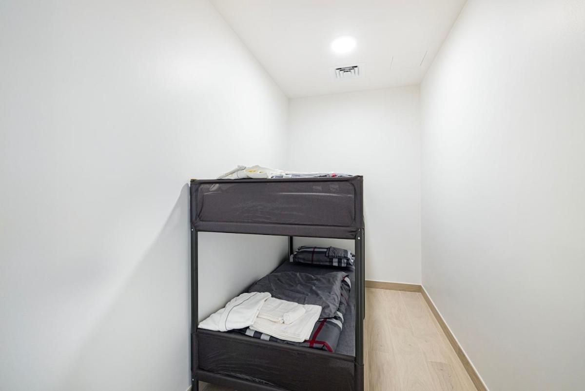 Appartement Medore Brand New 1 And A Half Bedroom Dubaï
