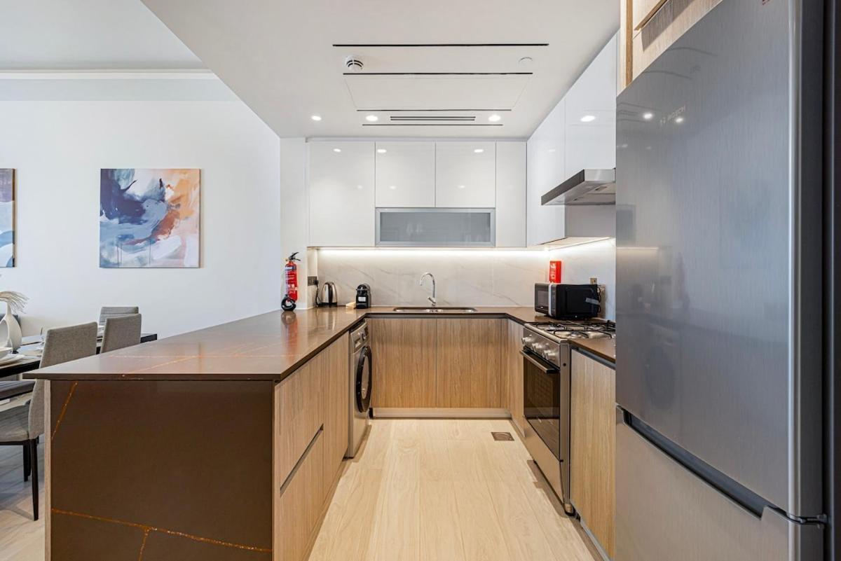 Appartement Medore Brand New 1 And A Half Bedroom Dubaï