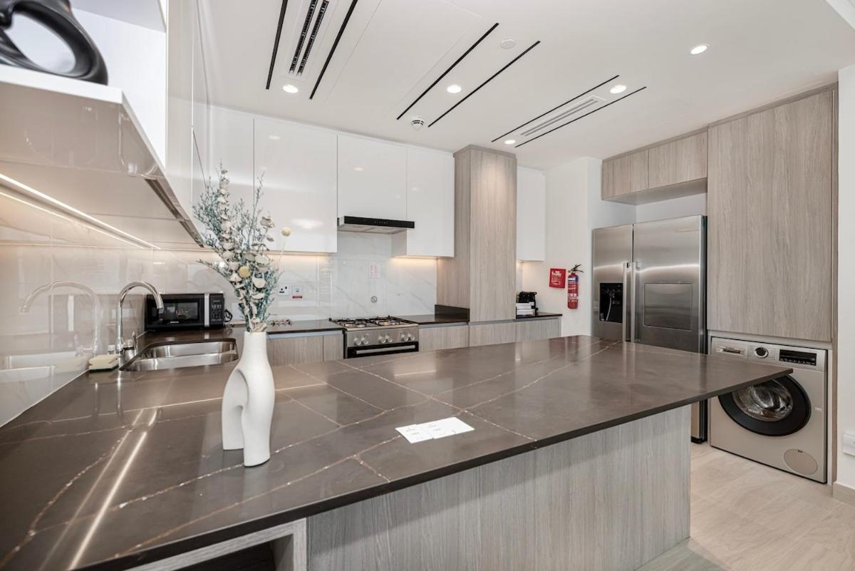Medore Entire Brand New Flat In Apartment