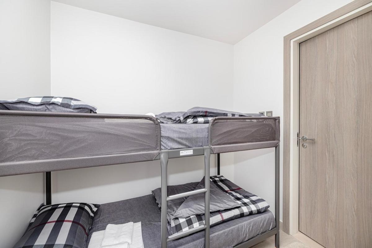 Medore Brand New Flat In - 8 * Dubaï