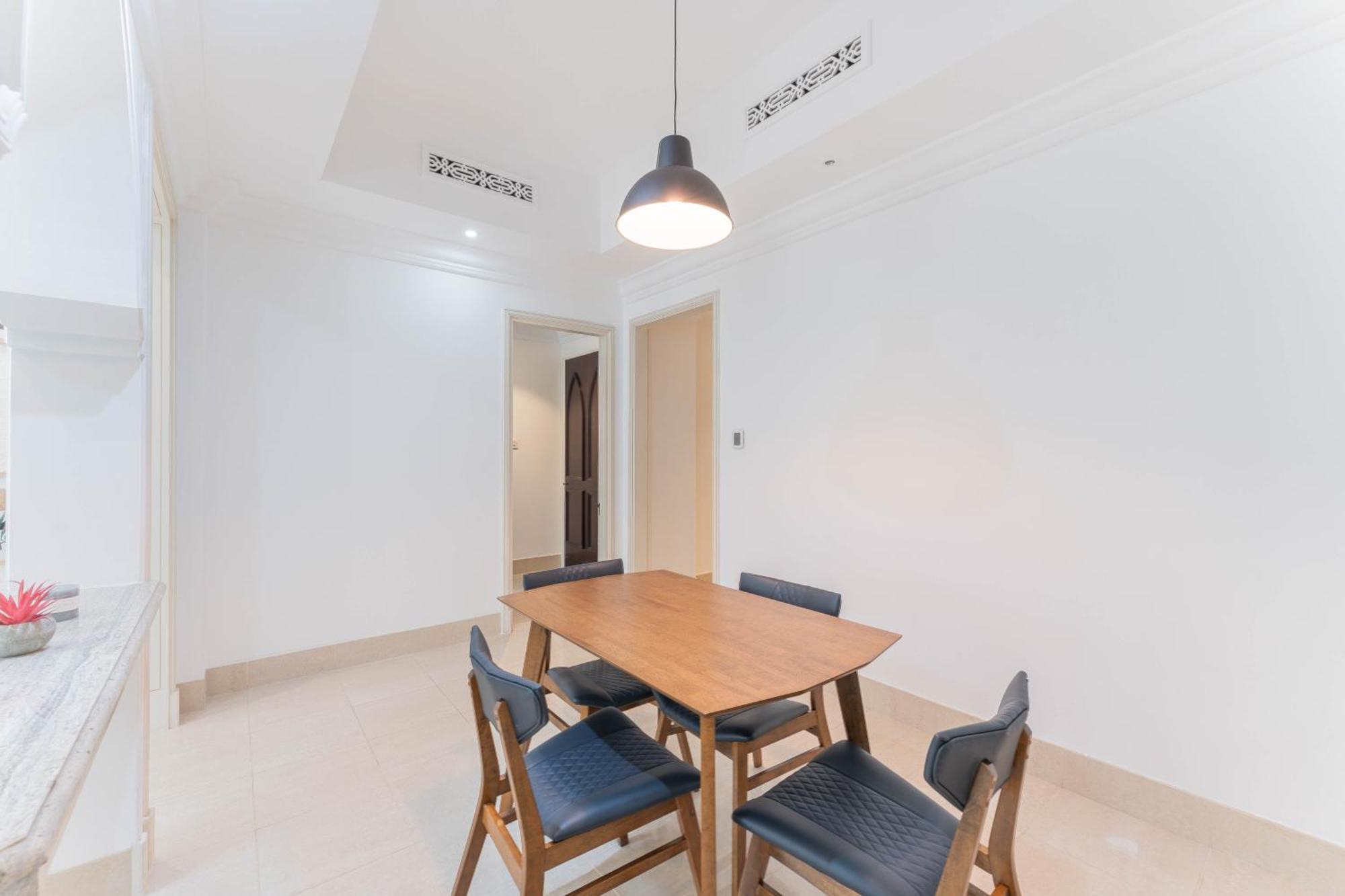 Breath-taking View Of The Iconic Burj Khalifa At Your Door Step Appartement Dubaï