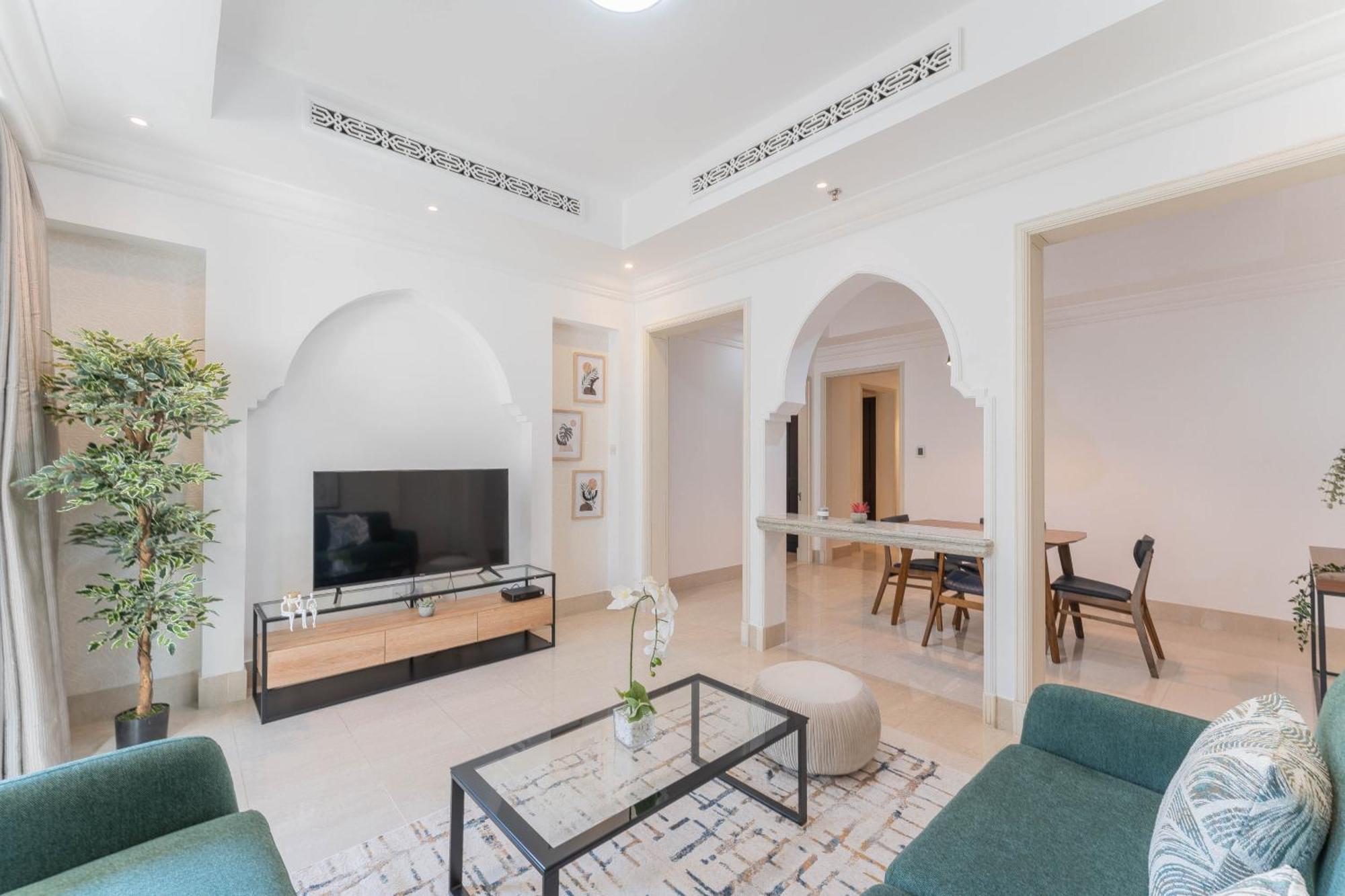 Breath-taking View Of The Iconic Burj Khalifa At Your Door Step Appartement Dubaï