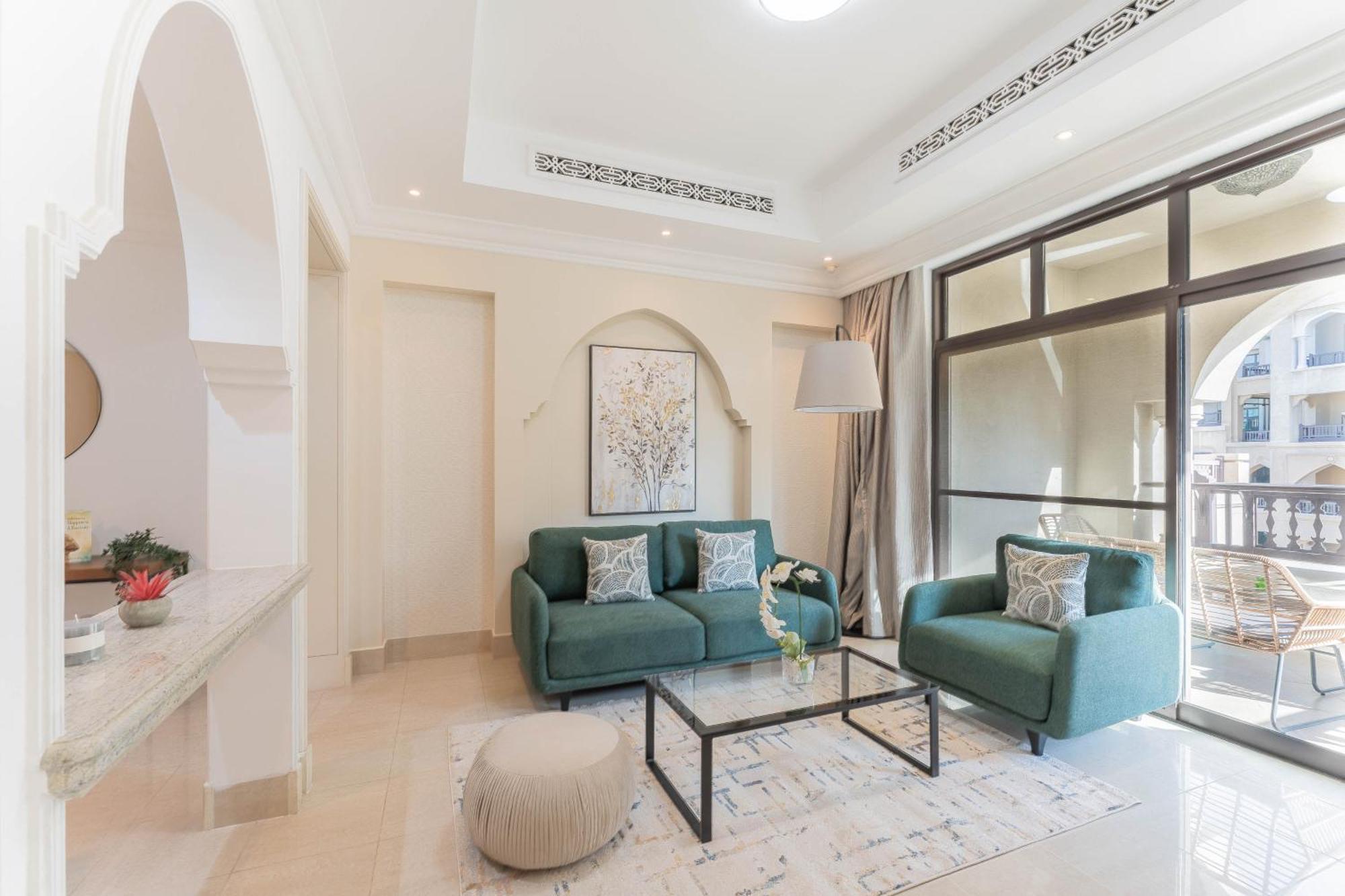 Breath-taking View Of The Iconic Burj Khalifa At Your Door Step Dubaï