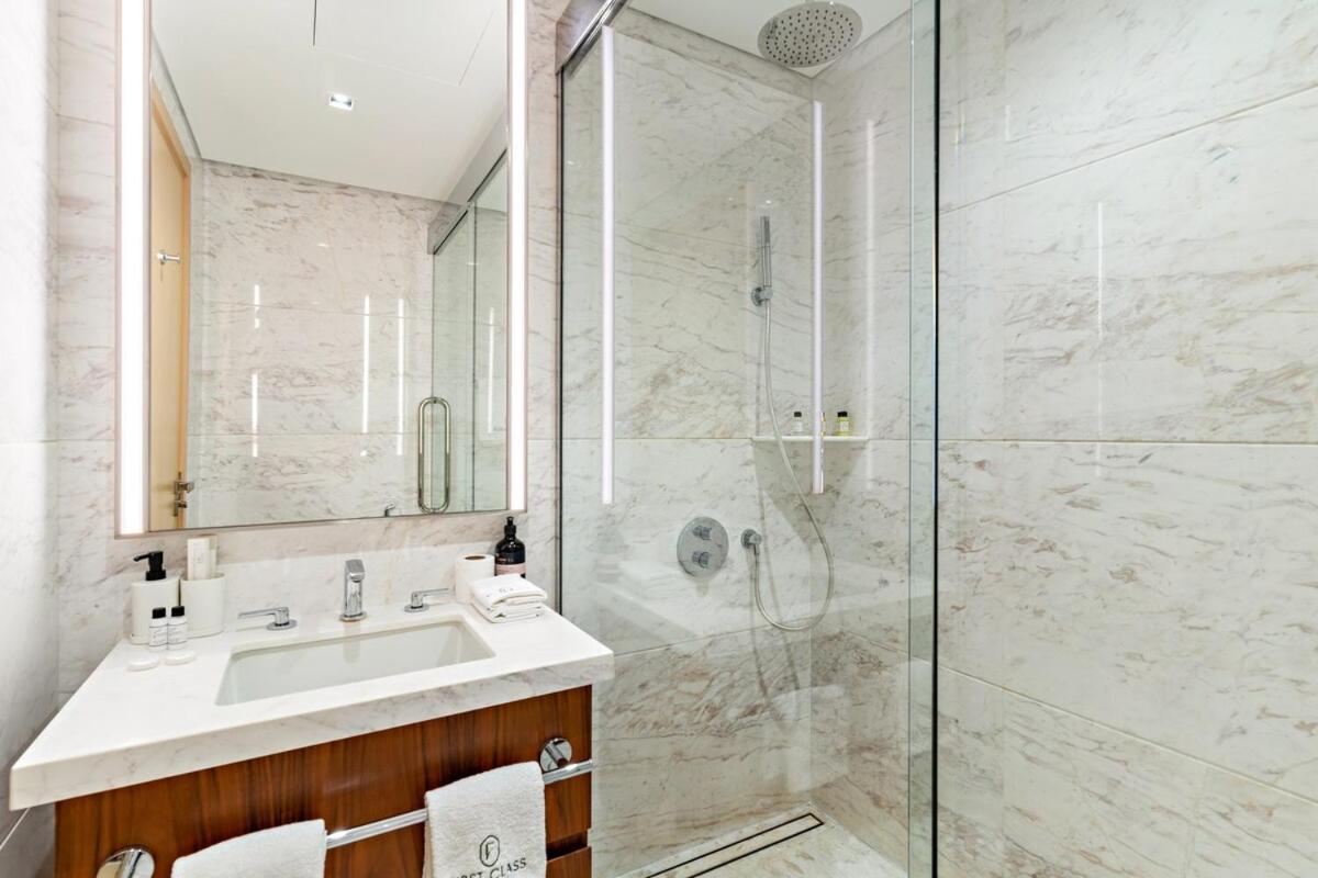 First Class 1br Luxe Retreat In Prime Location Appartement *