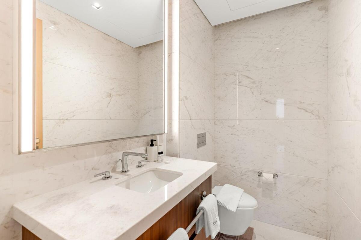 First Class 1br Luxe Retreat In Prime Location *