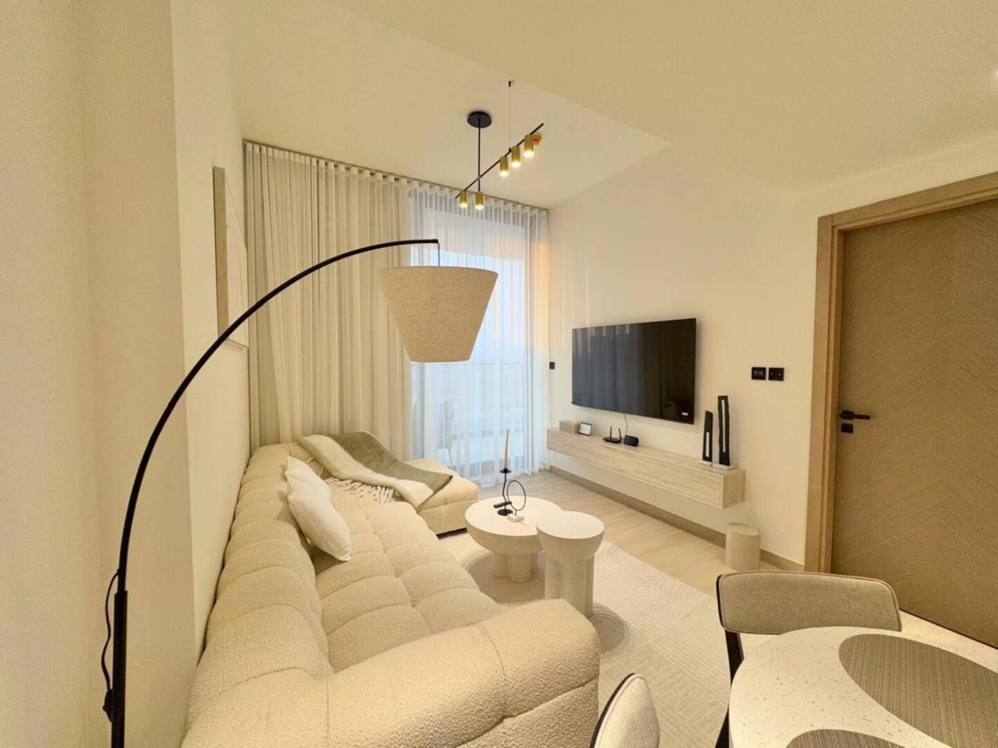 Calm, Modern & Stylish 1br In Jvc Appartement