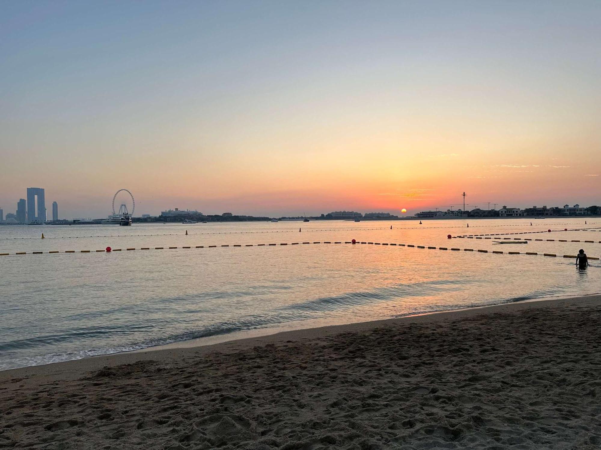 Beachfront Oasis With Panoramic Views - Seven Palm * Dubaï