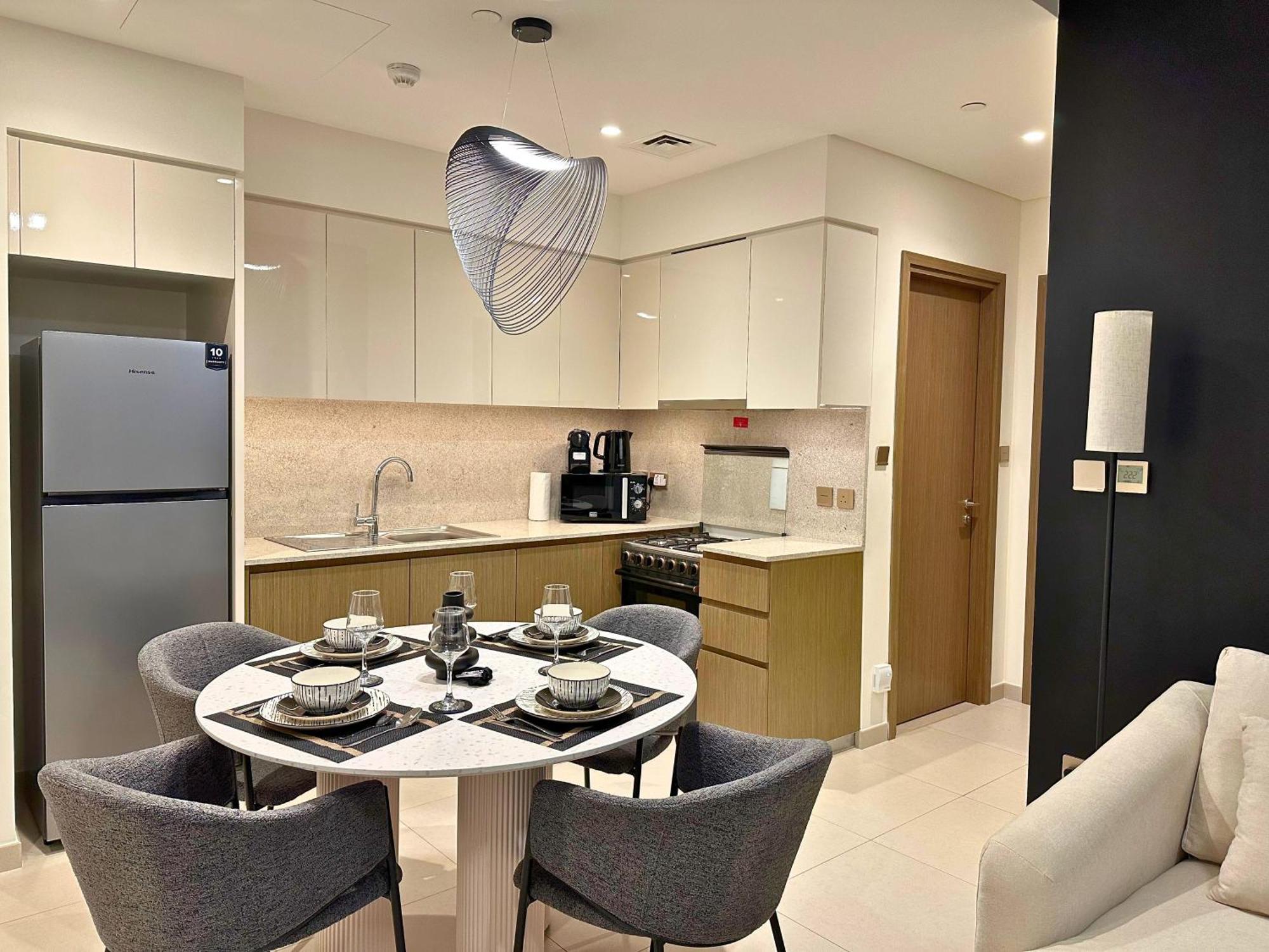 Smartstay At Burj Royale - Unique Downtown Views - Brand New Luxury * Dubai