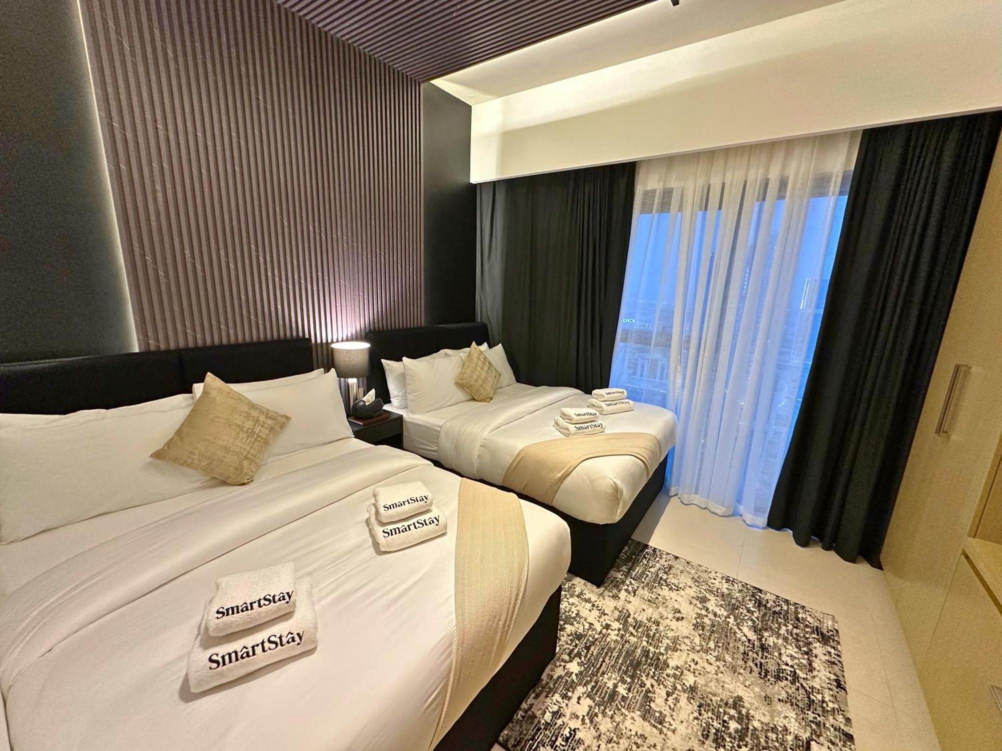 Smartstay At Burj Royale - Unique Downtown Views - Brand New Luxury Dubai