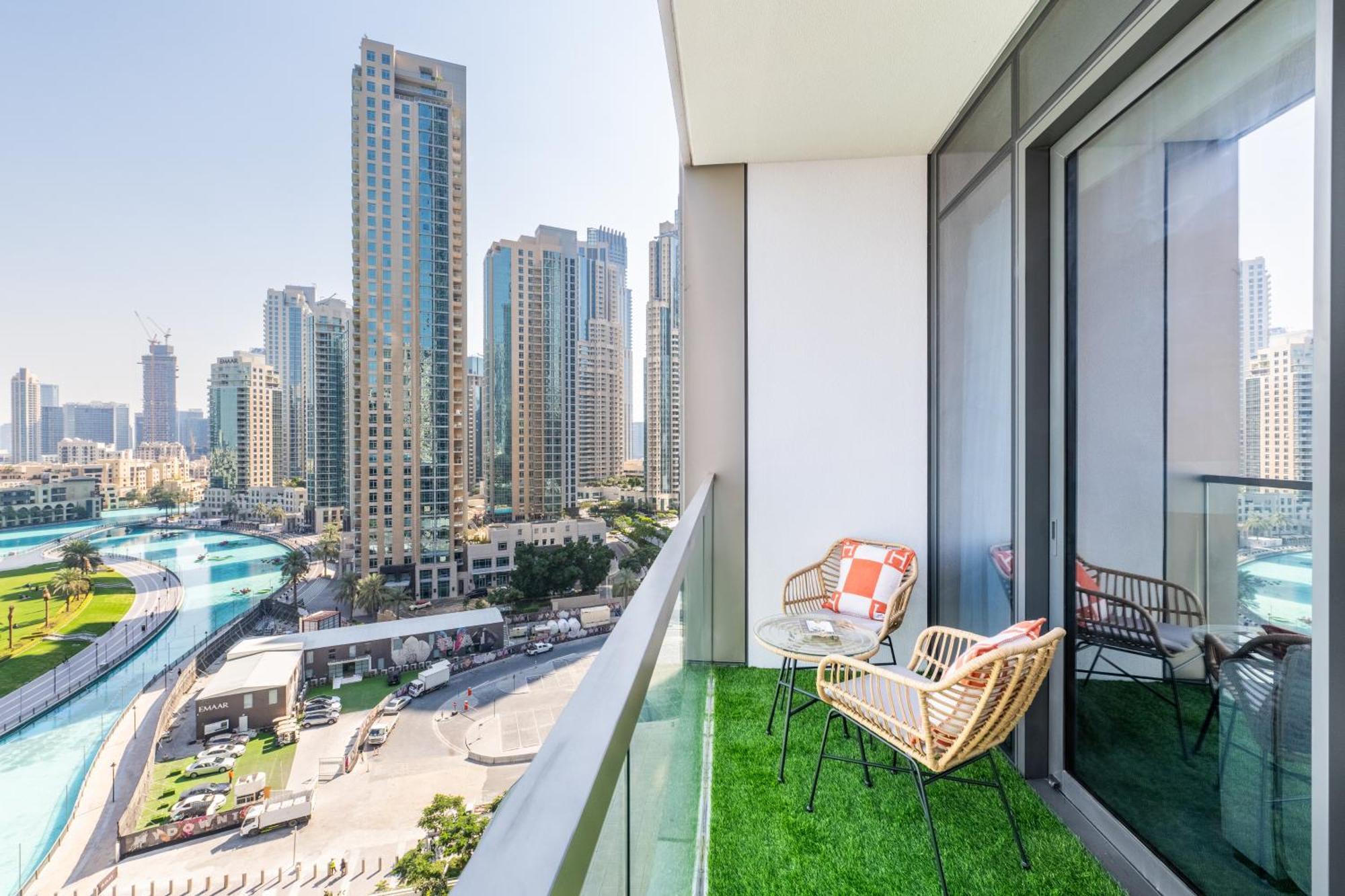 Apartamento Hermes-style 2br, Full Burj Khalifa View - Infinity Pool - Full Fountain View Dubái
