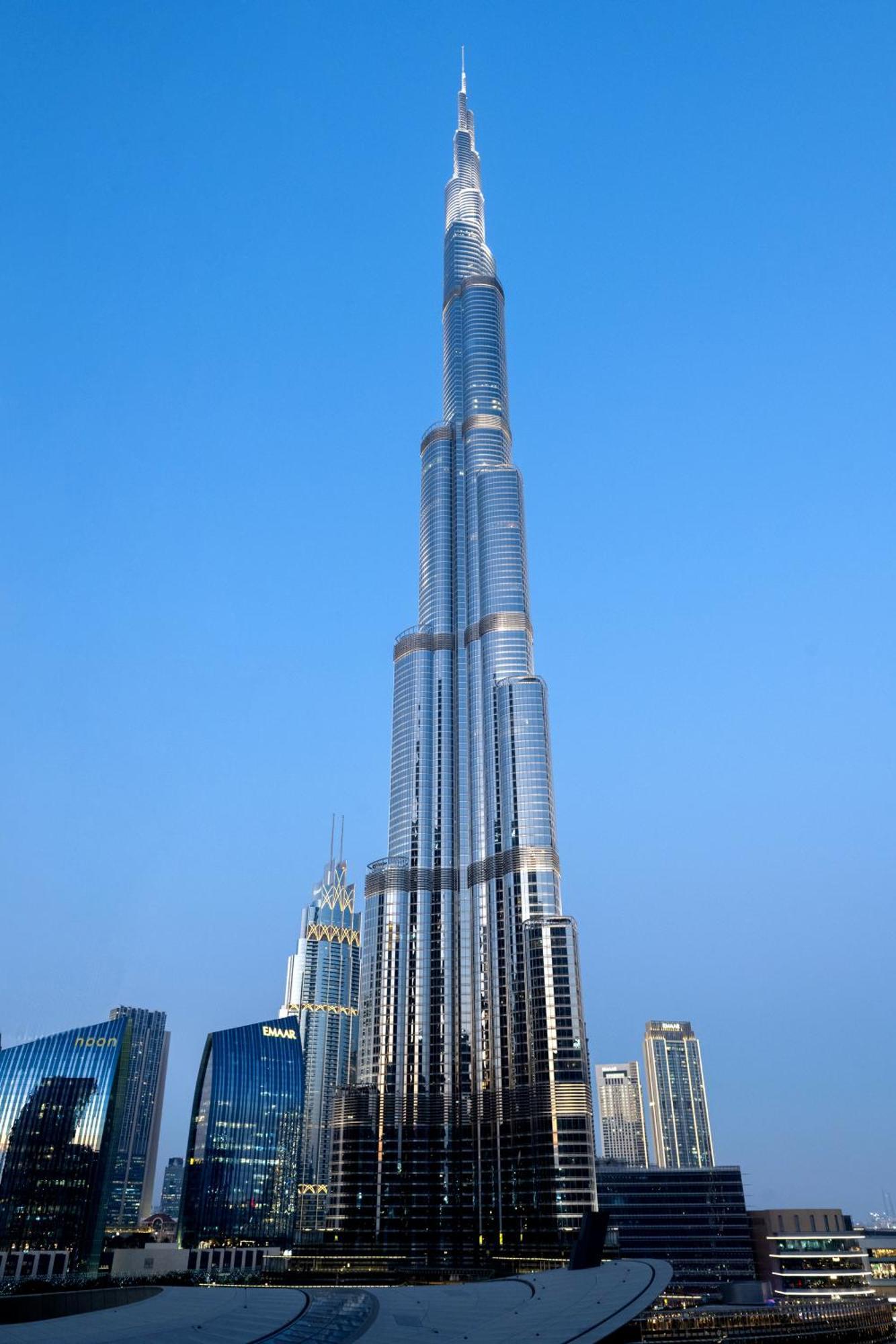Hermes-style 2br, Full Burj Khalifa View - Infinity Pool - Full Fountain View *