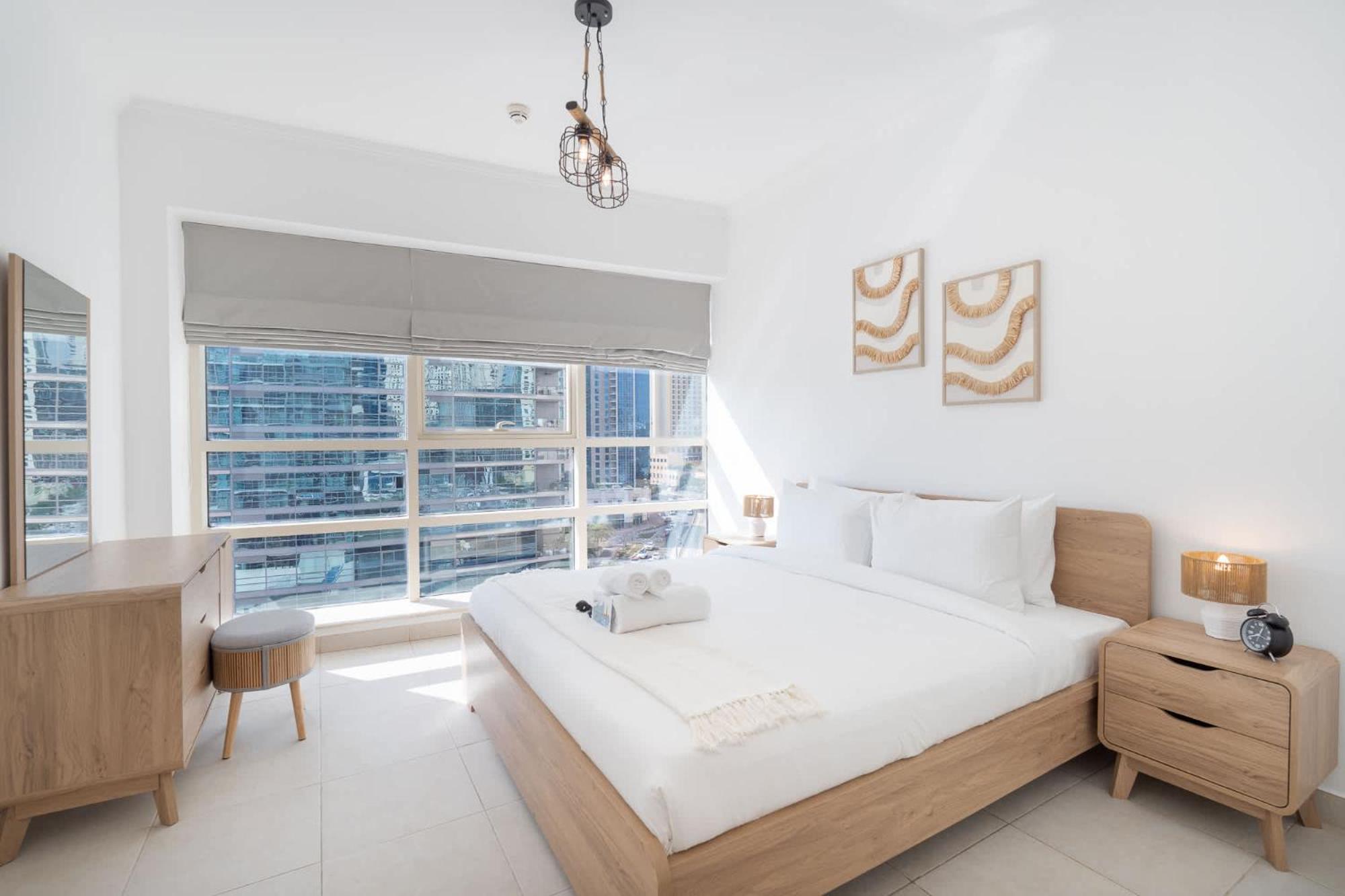Elegant 1-bedroom For 4 In Marina Dubaï