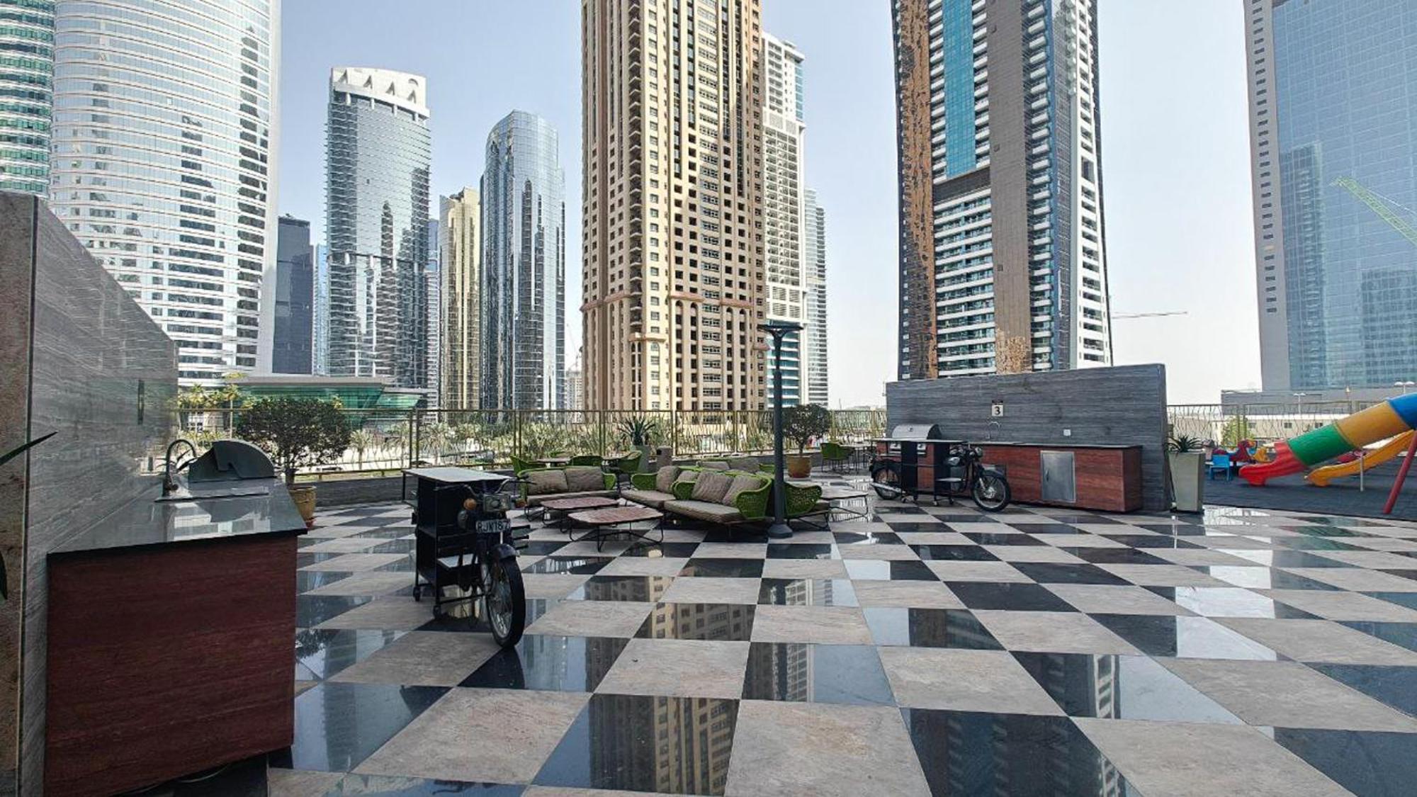 Appartement Heaven Crest - Balcony With View 1bhk In Jlt Close To Metro & Marina