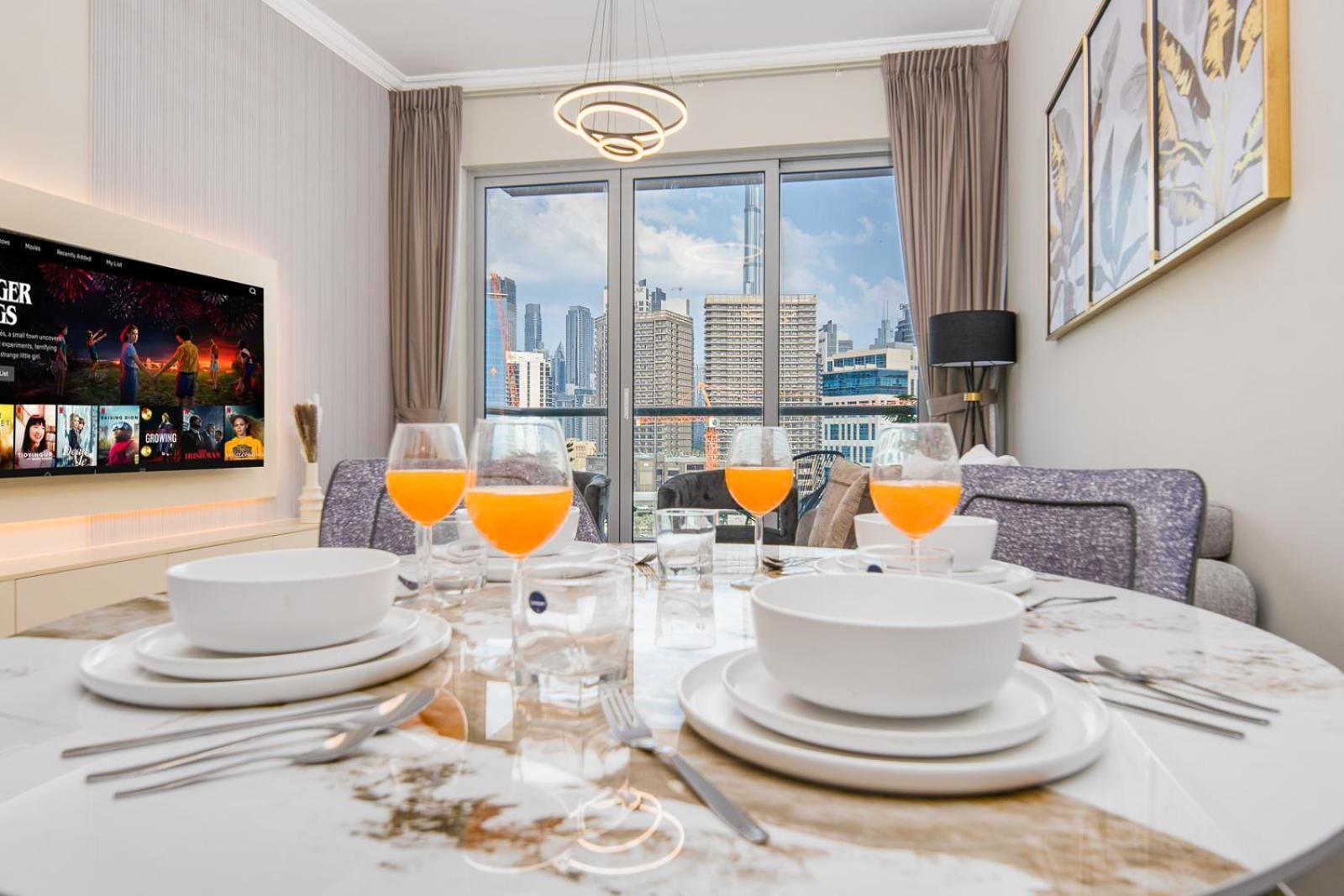 Appartement 1br Stunning Canal & Burj View, Luxury At Fairview Residency *