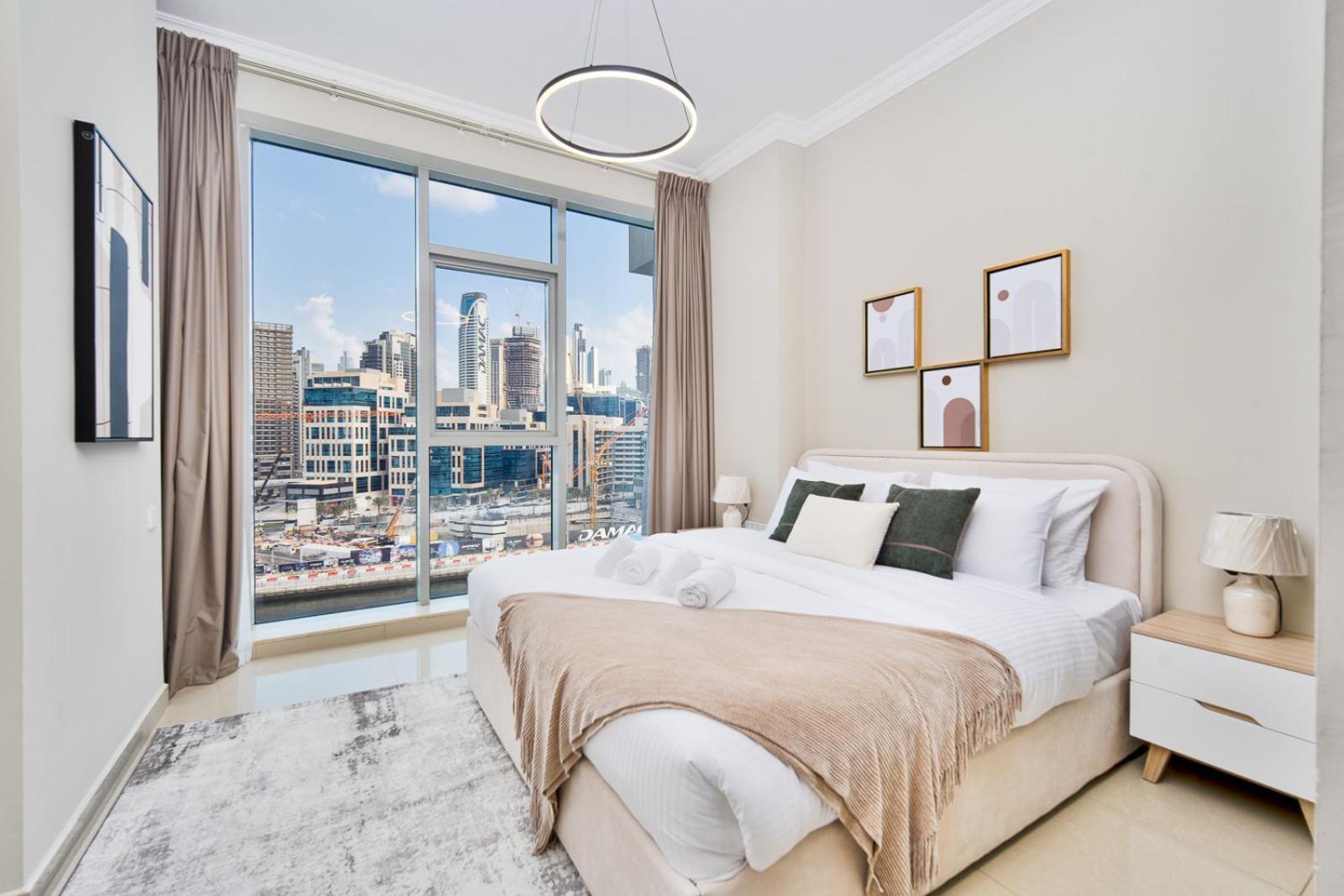 1br Stunning Canal & Burj View, Luxury At Fairview Residency * Dubaï