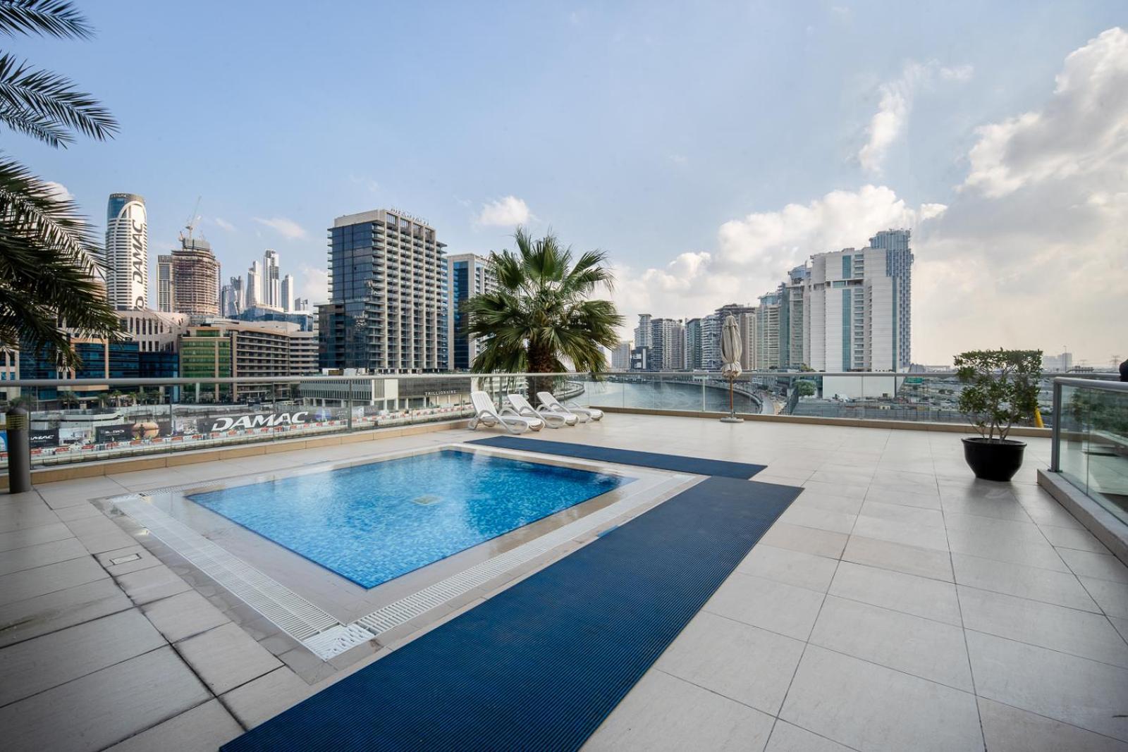 Appartement 1br Stunning Canal & Burj View, Luxury At Fairview Residency *