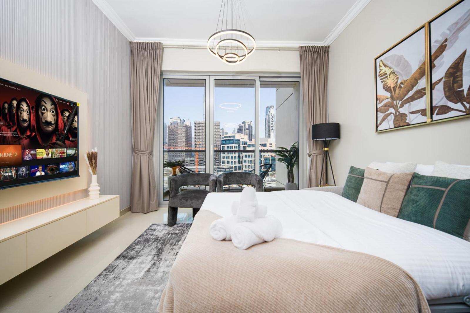 1br Stunning Canal & Burj View, Luxury At Fairview Residency Dubaï