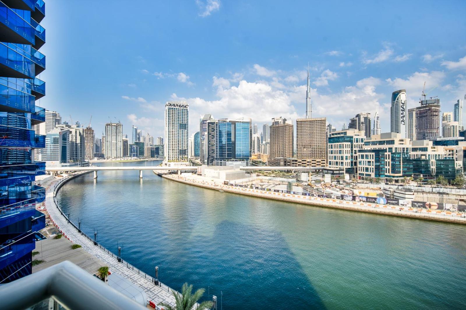 Appartement 1br Stunning Canal & Burj View, Luxury At Fairview Residency *
