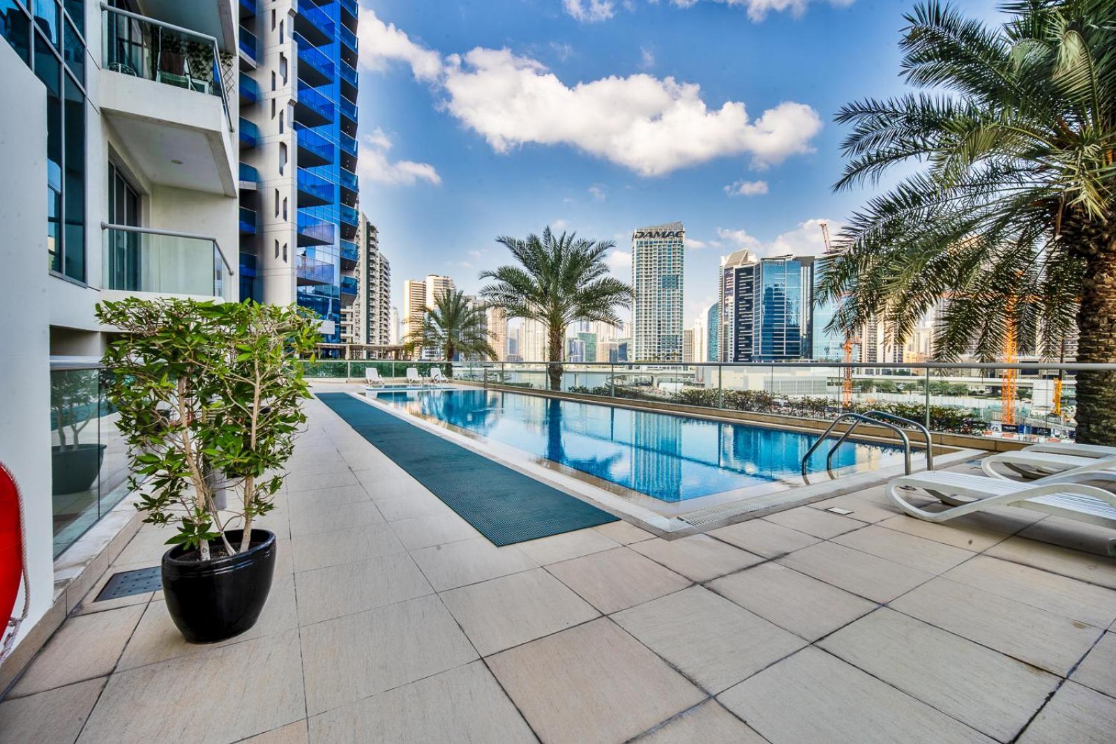1br Stunning Canal & Burj View, Luxury At Fairview Residency Appartement