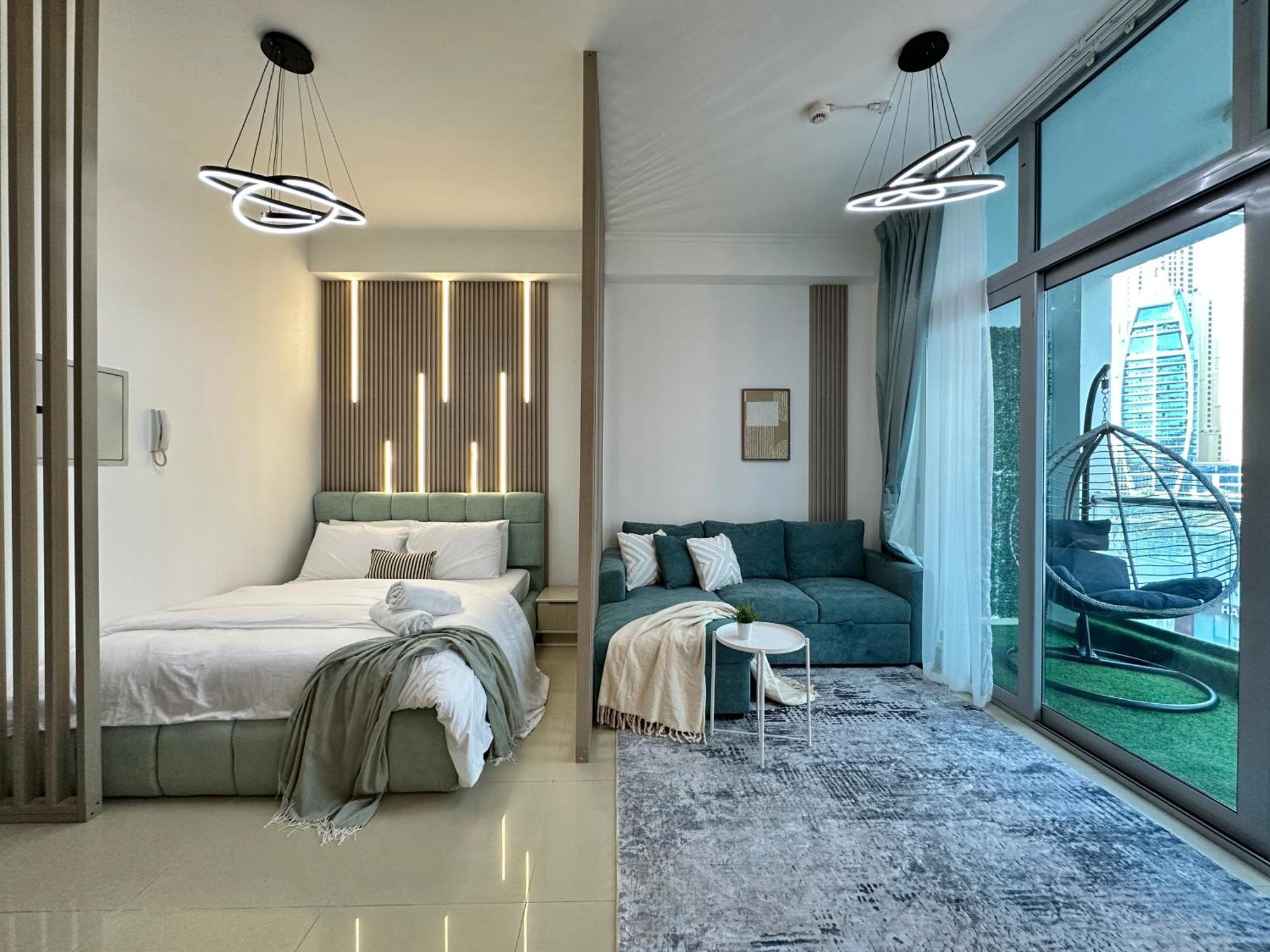 Stylish With Stunning Marina Canal Views Near To The Appartement *