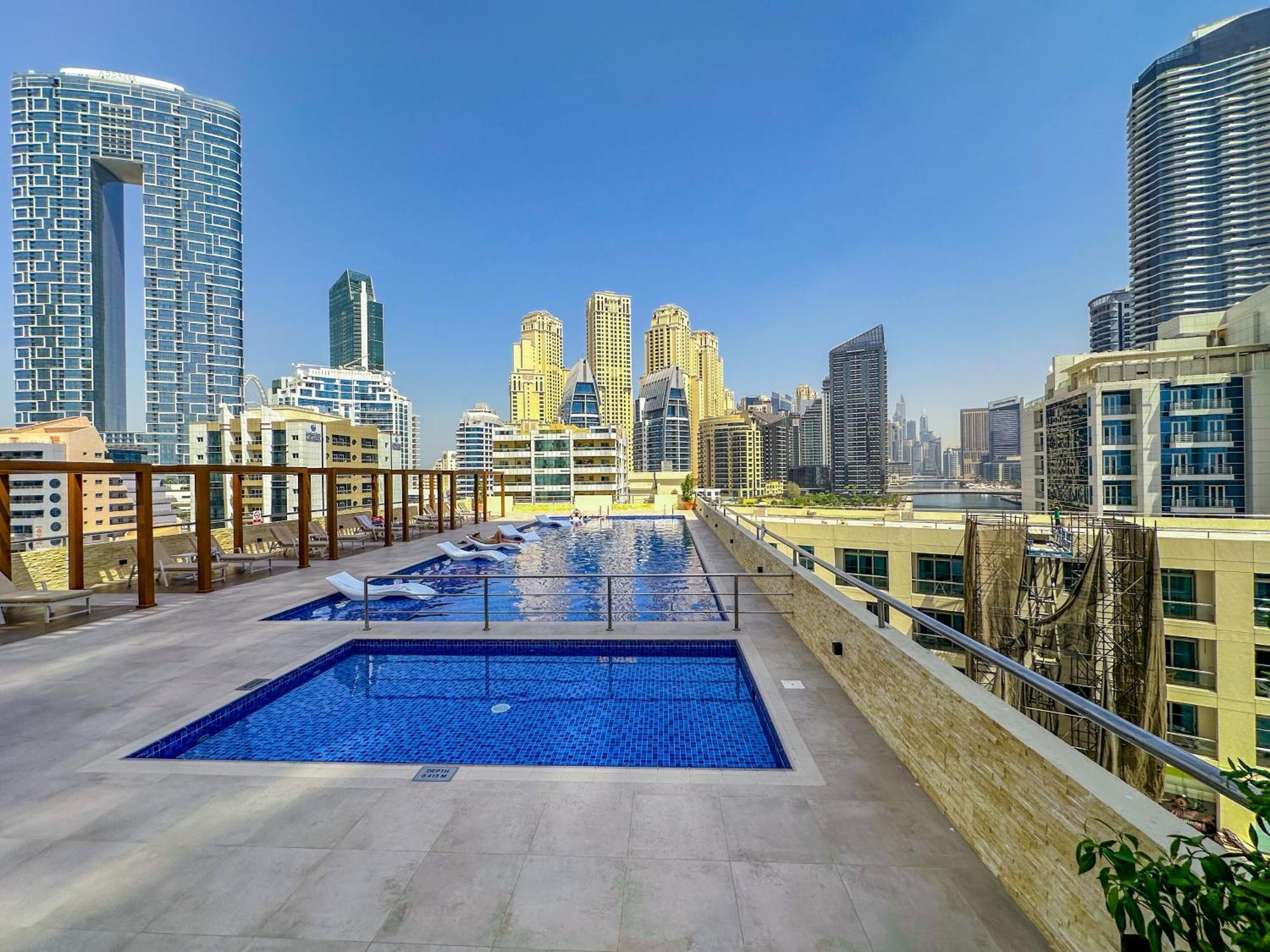 Stylish With Stunning Marina Canal Views Near To The Appartement *