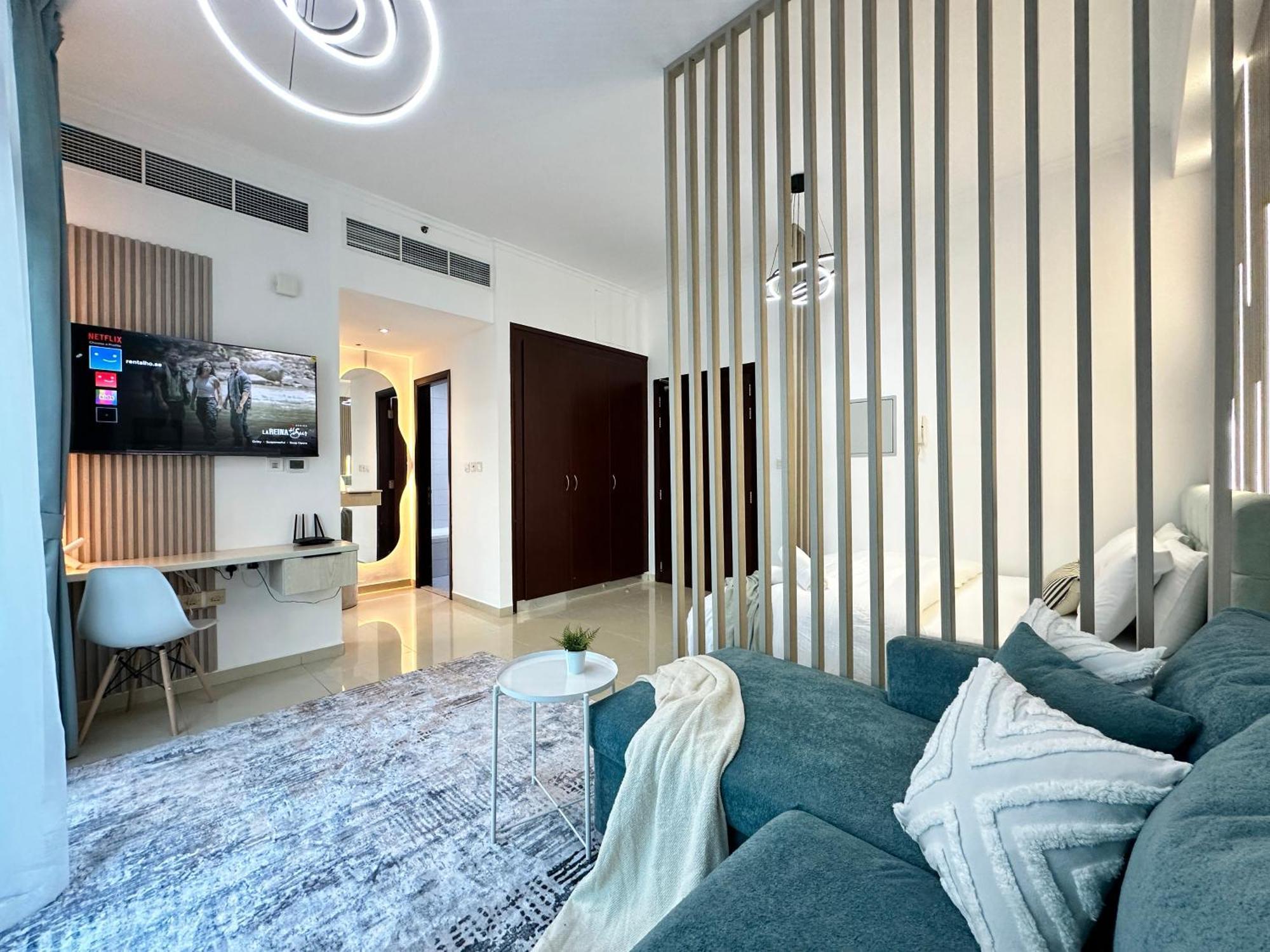 Appartement Stylish With Stunning Marina Canal Views Near To The *