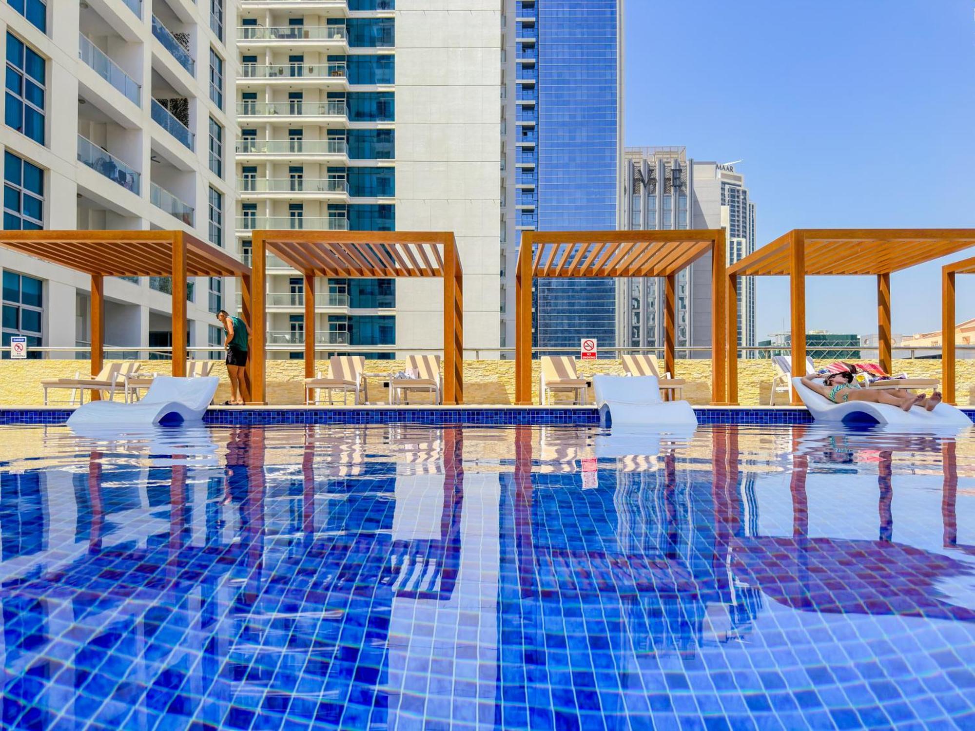 Stylish With Stunning Marina Canal Views Near To The Appartement *