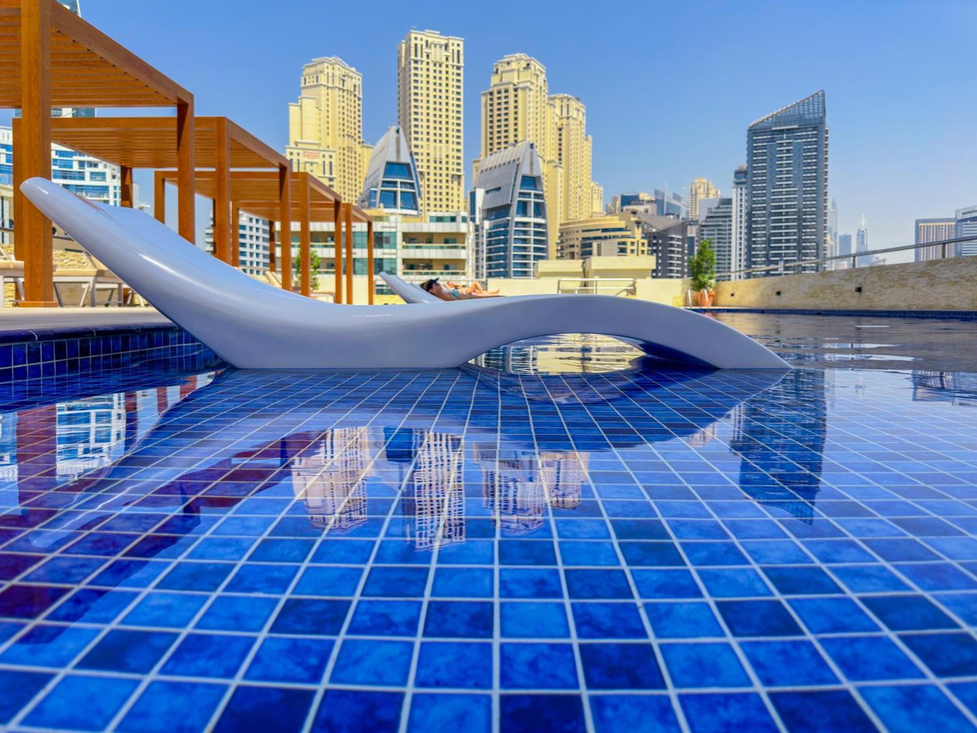 Stylish With Stunning Marina Canal Views Near To The Appartement *