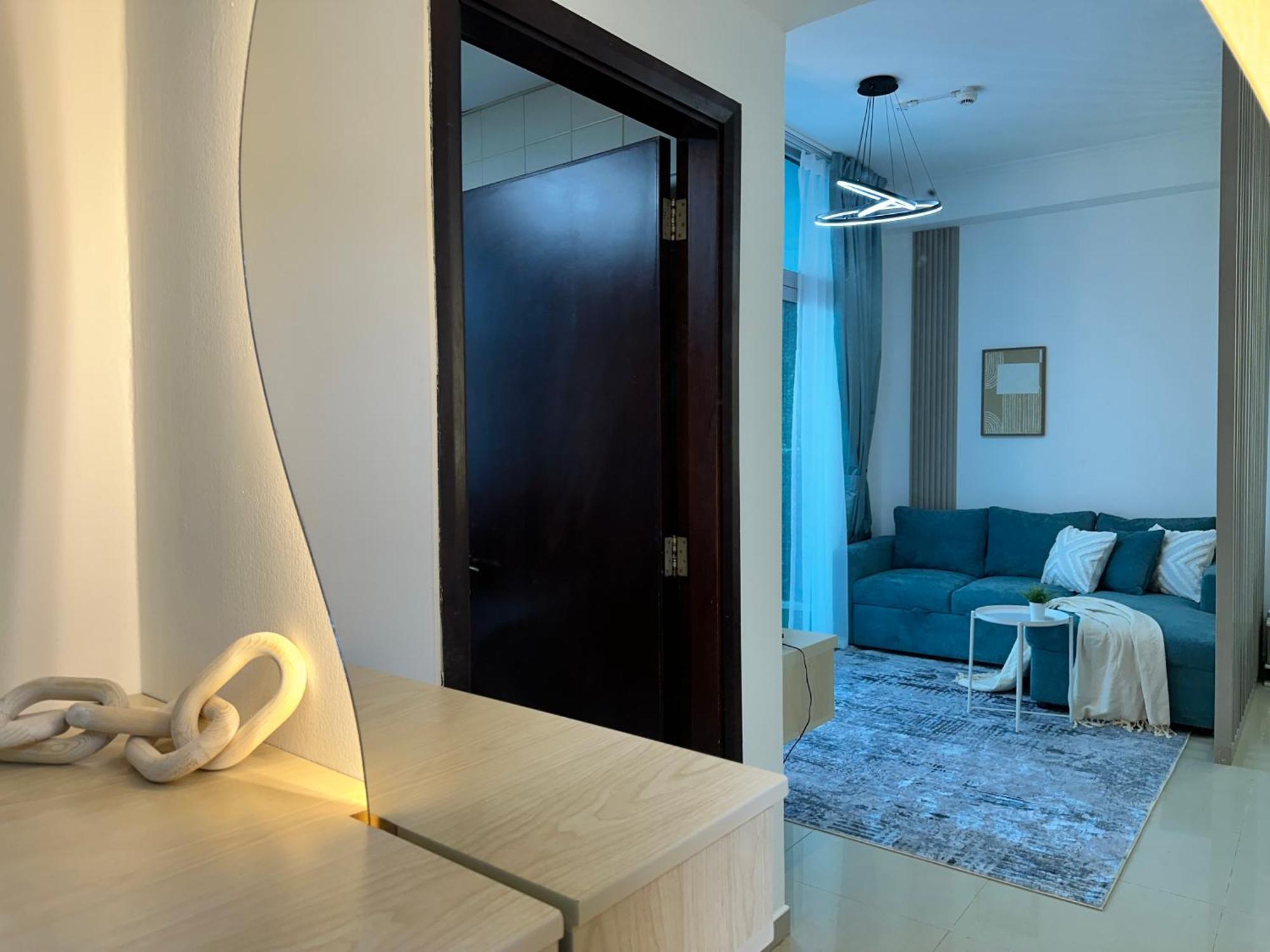 Stylish With Stunning Marina Canal Views Near To The Dubaï