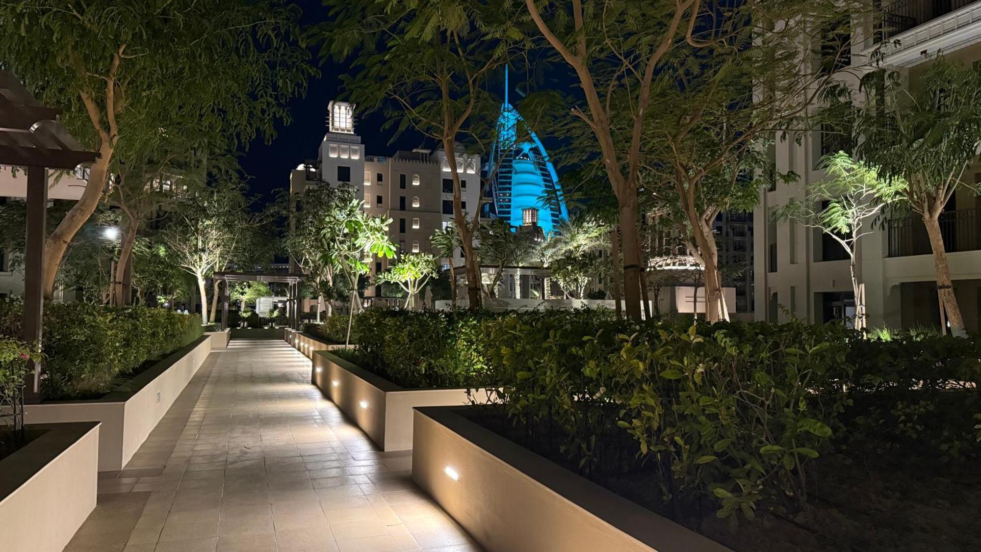 Elegant 1br With Balcony In Madinat Jumeirah Living Dubaï