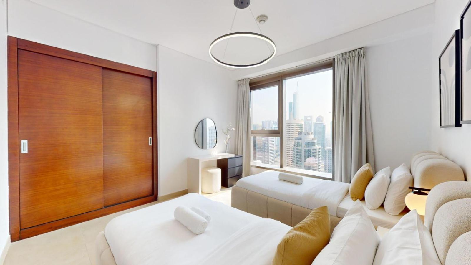 Sparkle Tower - Chic Three Bed With Marina View Apartamento Dubái