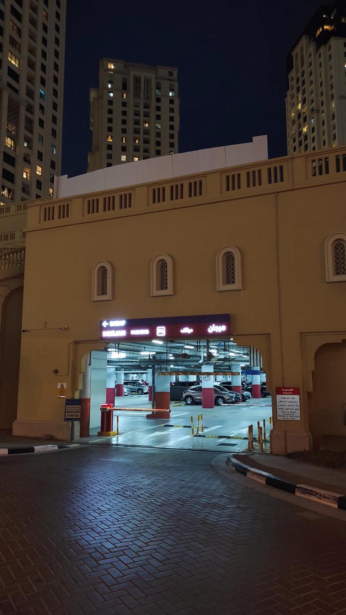 Alloggio in famiglia Sansa Jbr Dubai