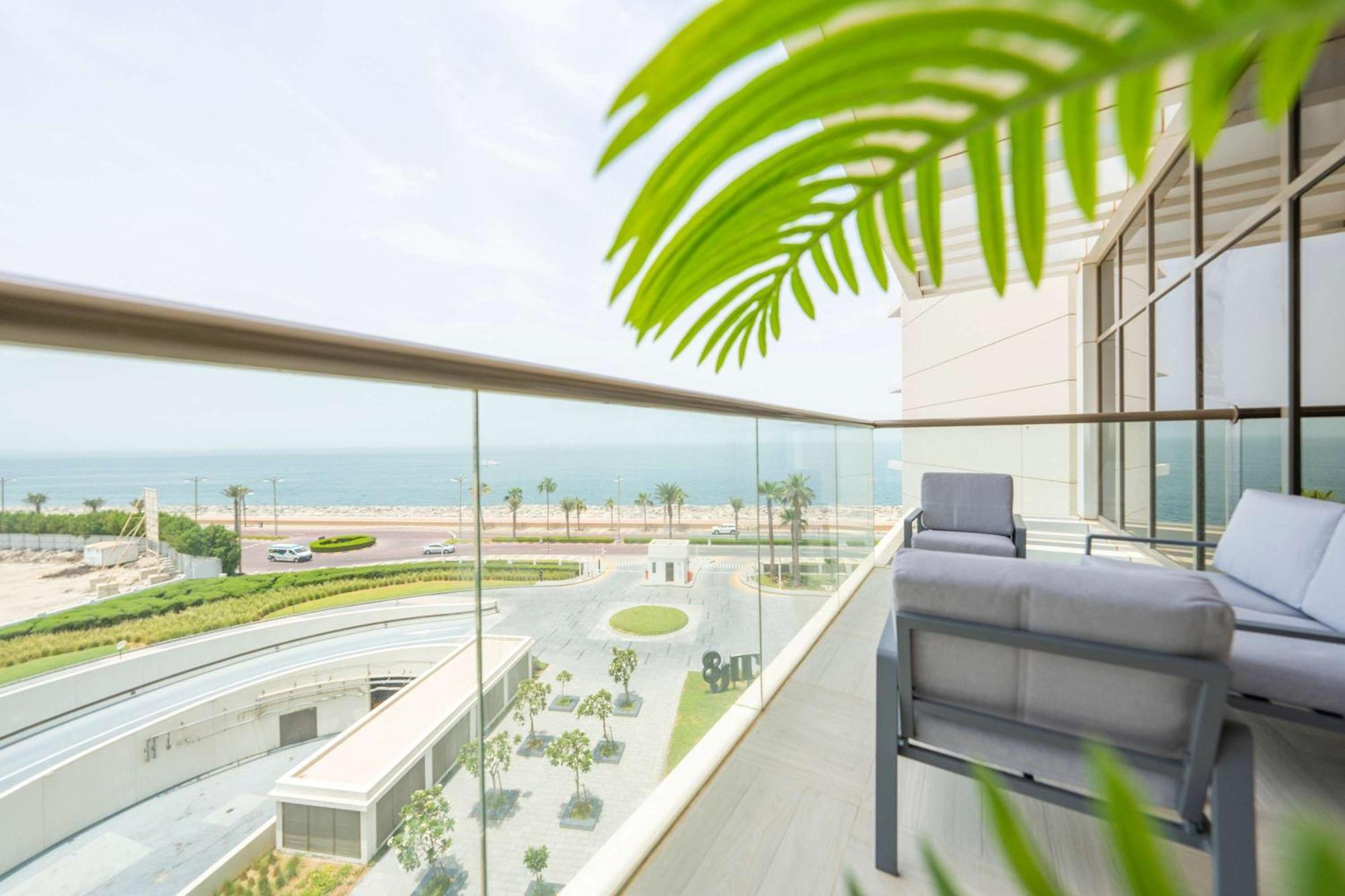 Spacious Beachfront 2 Bedroom - The 8 Appartamento Dubai