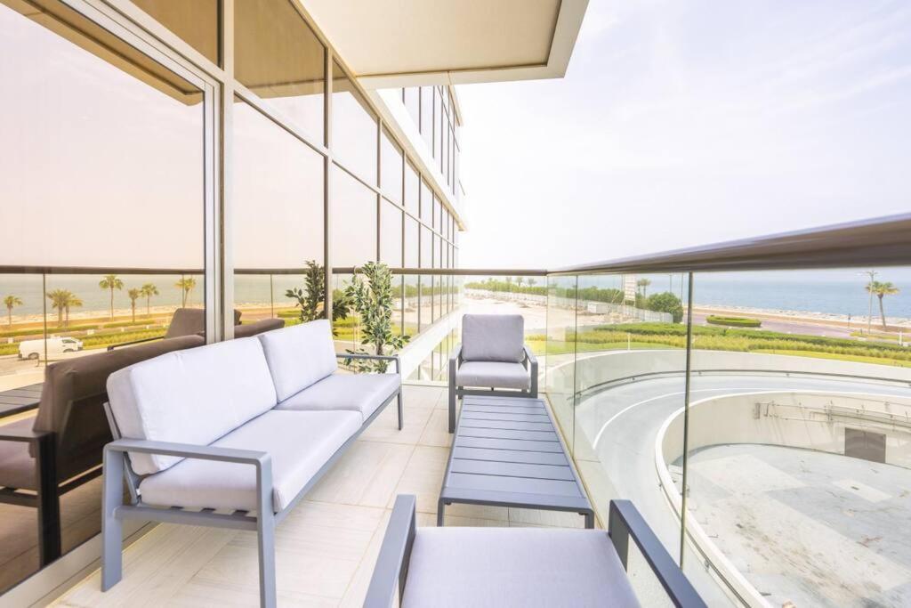 Apartamento Cozy Beachfront 1 Bedroom - The 8 Dubái