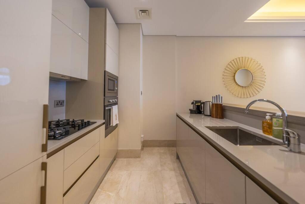 Cozy Beachfront 1 Bedroom - The 8 * Dubái